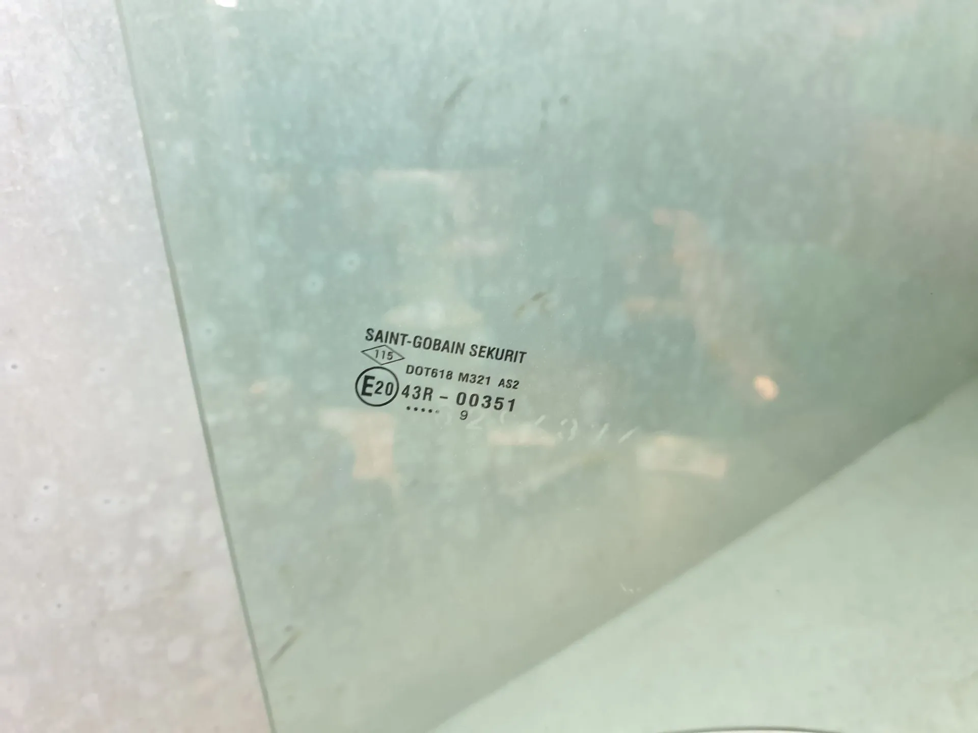 Vidro porta frente direita DACIA Logan II Sedan (4S_) Imagem-2