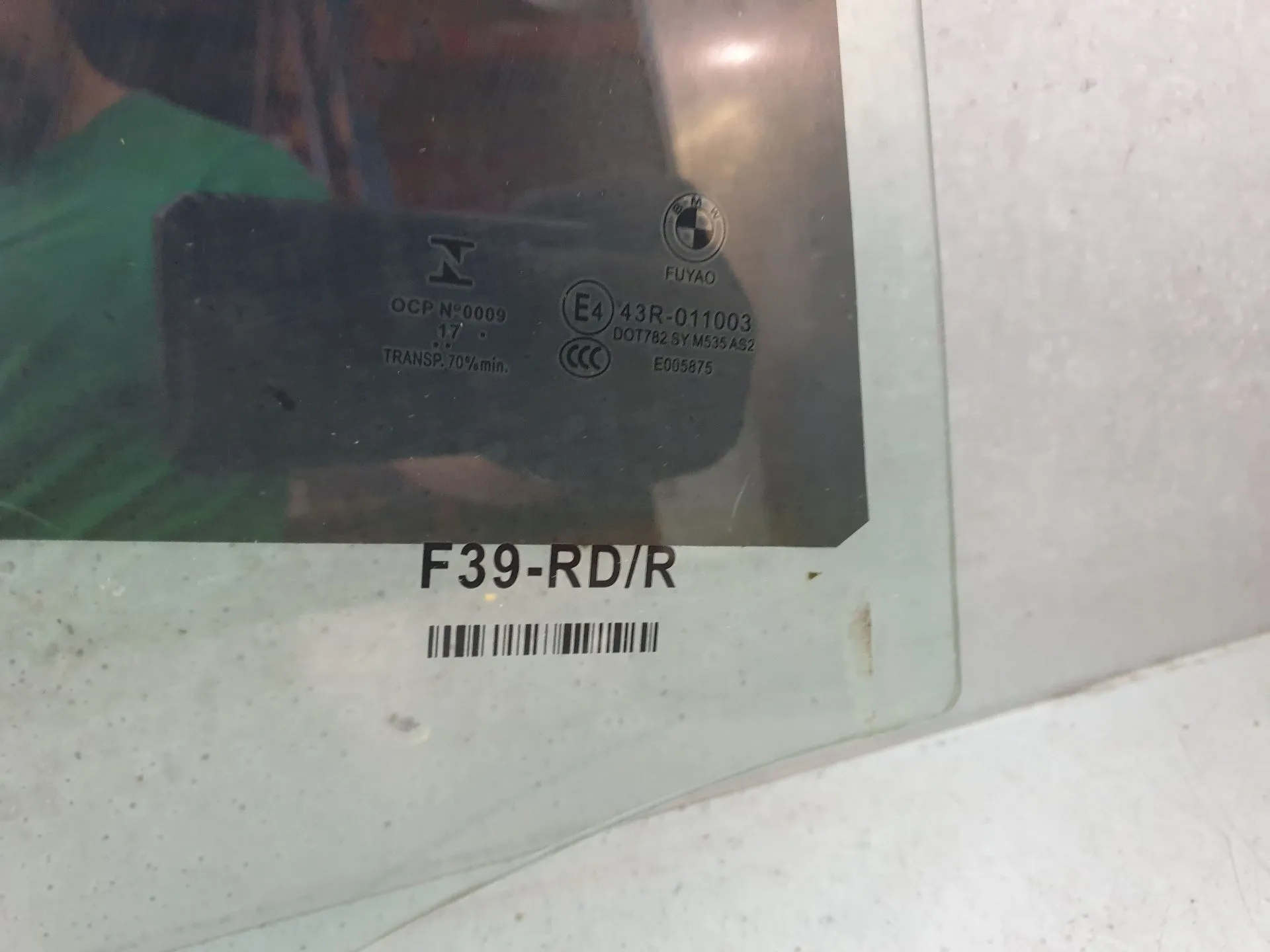 Vetro porta posteriore destra BMW X2 (F39) Imagem-1