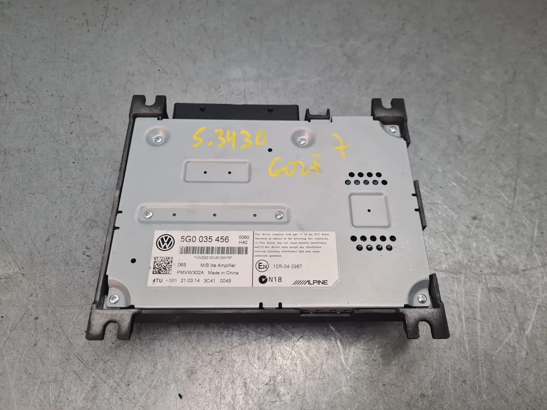 Amplificateur Haut-Parleurs VOLKSWAGEN Golf VII (5G1, BQ1, BE1, BE2)