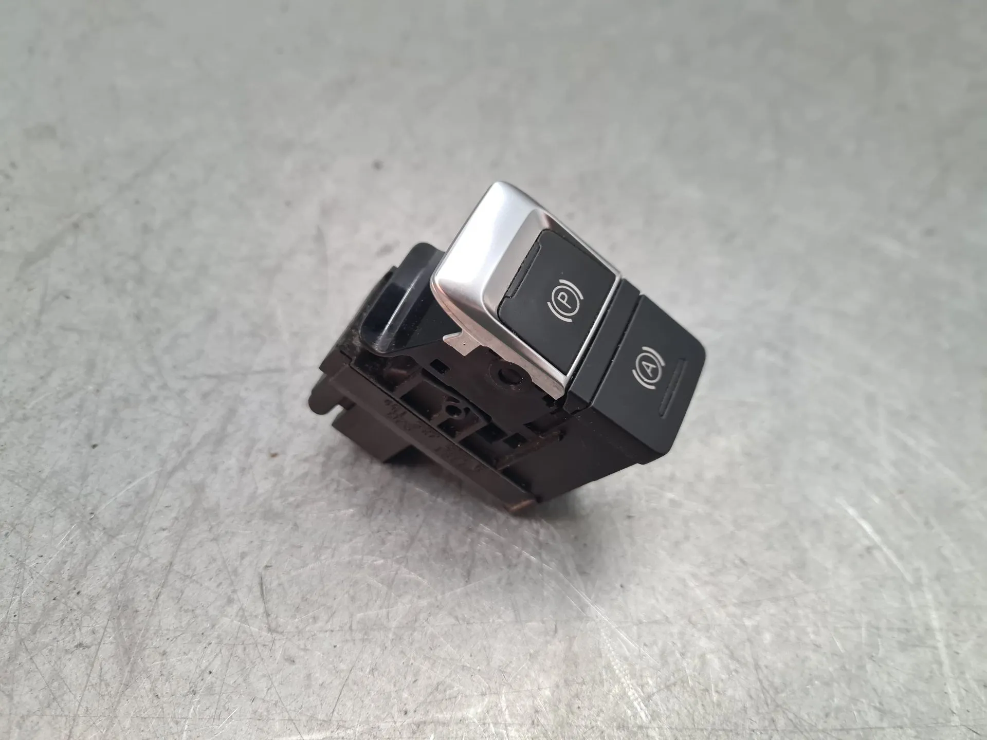 Botão / interruptor travão de parque AUDI A6 Allroad (4GH, 4GJ, C7) Imagem-1
