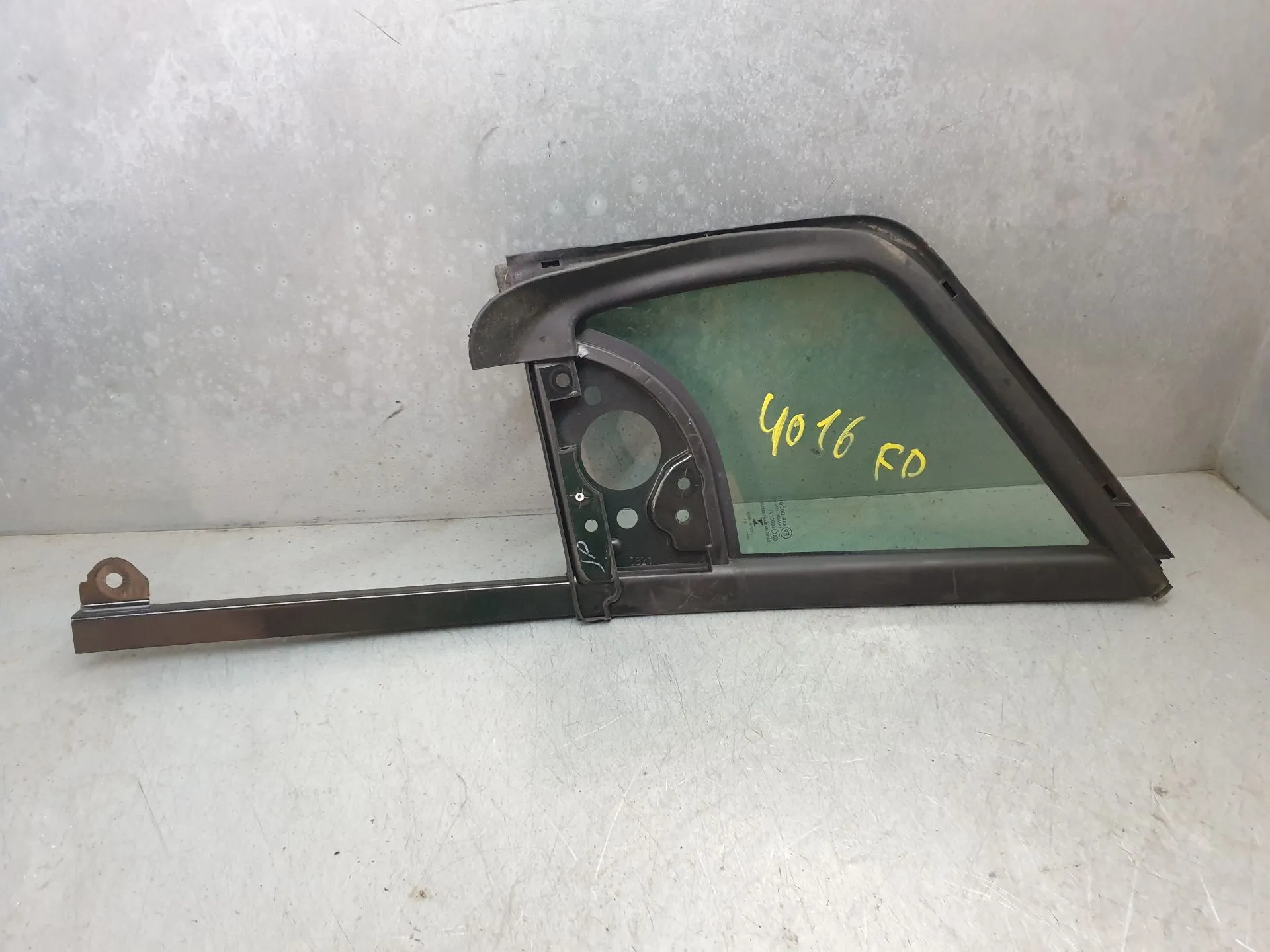 Vetro triangolare porta anteriore destro CITROËN Berlingo Van (K9) Imagem-1