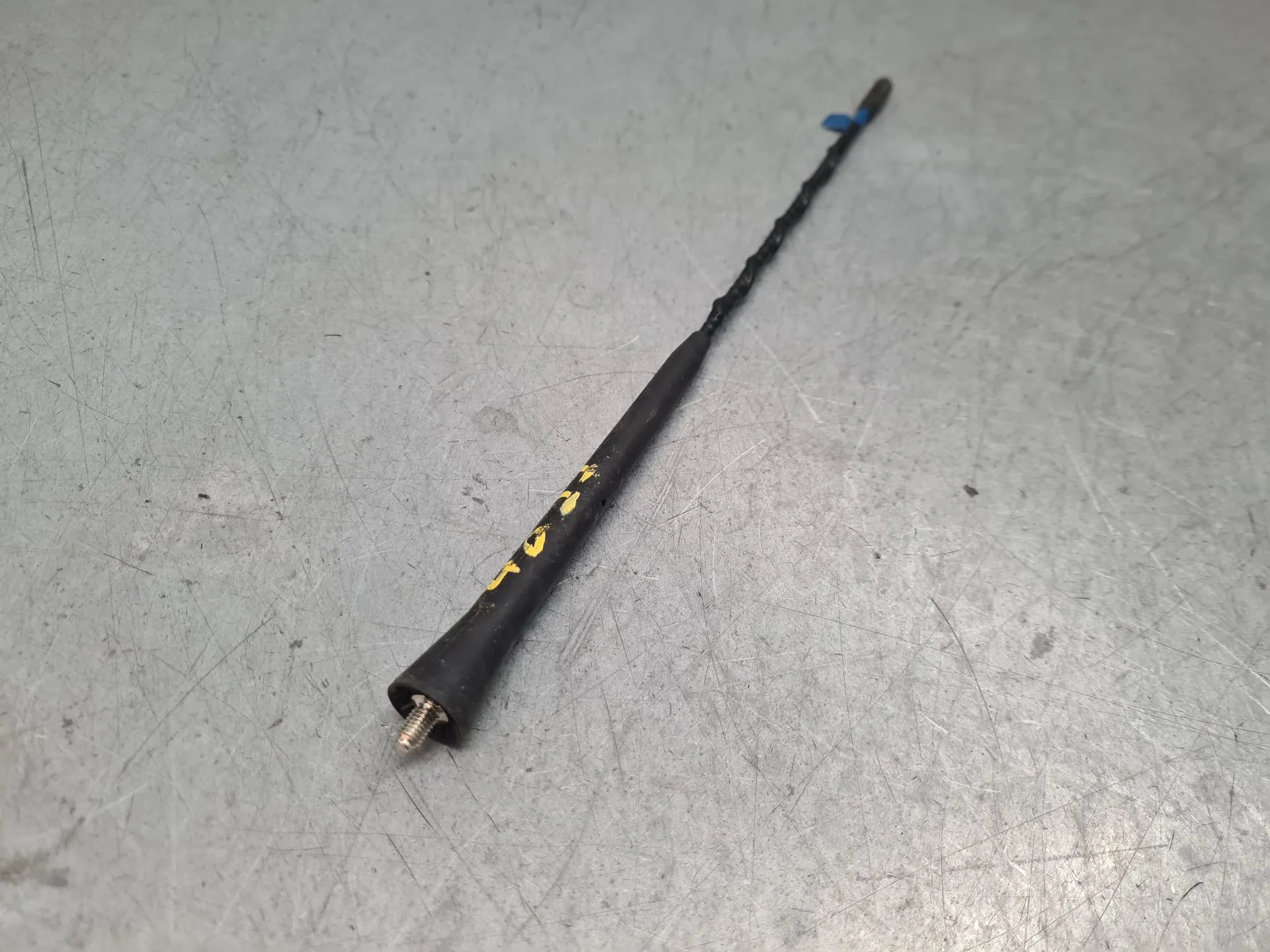 Antena OPEL Corsa F Imagem-1