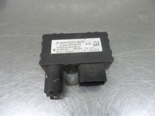 Glow plug Relay MERCEDES-BENZ Classe A (W169)