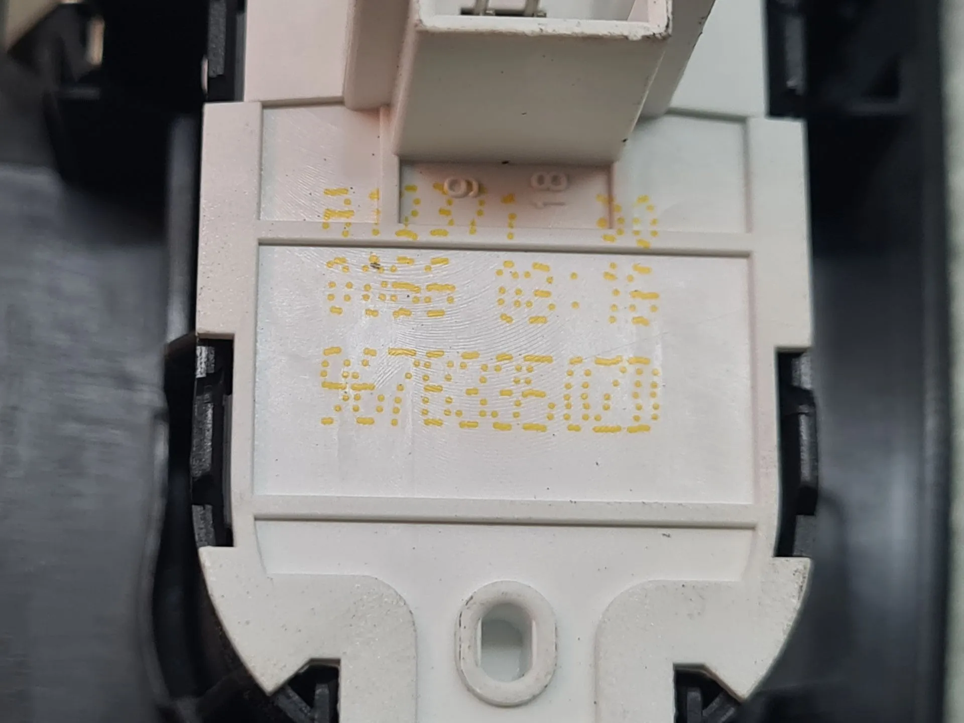 Mando / interruptor elevalunas delantero izquierdo PEUGEOT 208 II Imagem-6