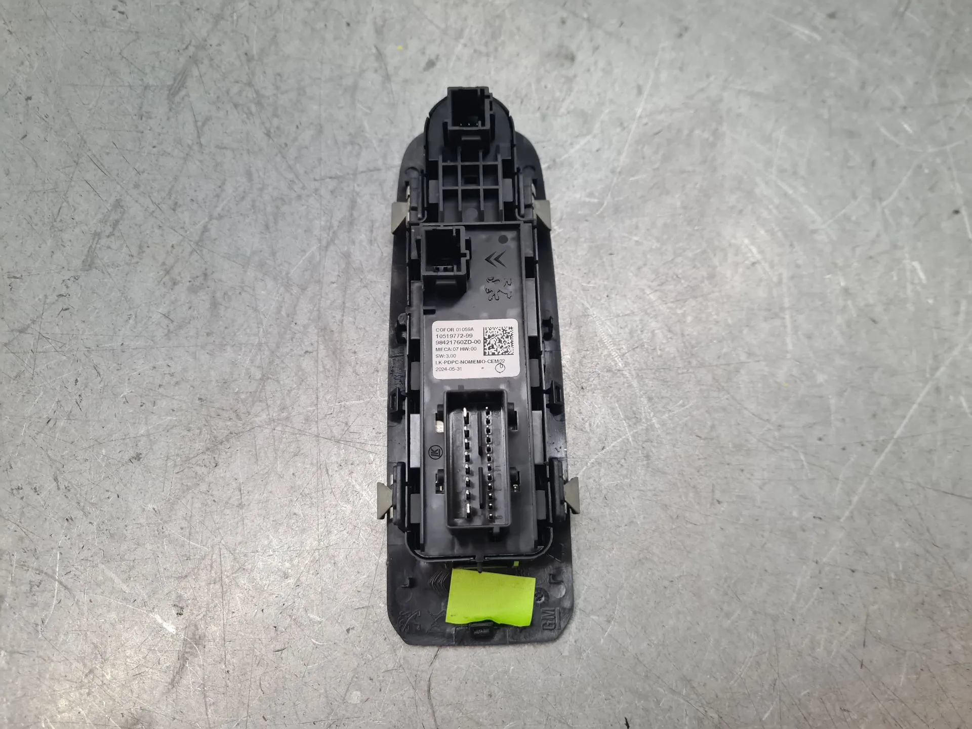 Mando / interruptor elevalunas delantero izquierdo PEUGEOT Rifter Imagem-4