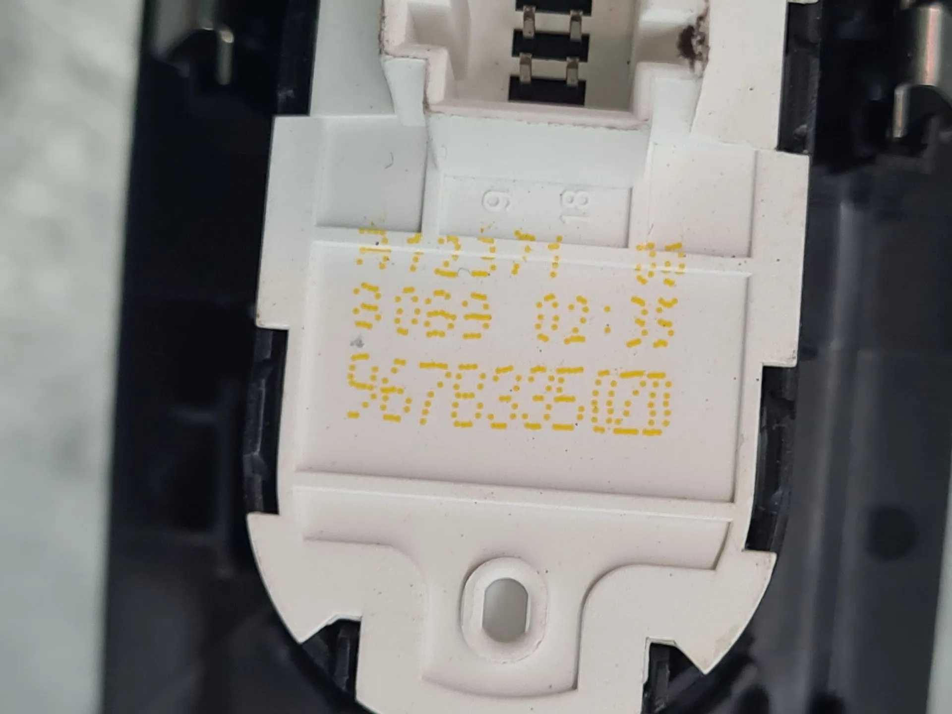 Comando / interruttore alzacristallo anteriore sinistro PEUGEOT Expert Imagem-5