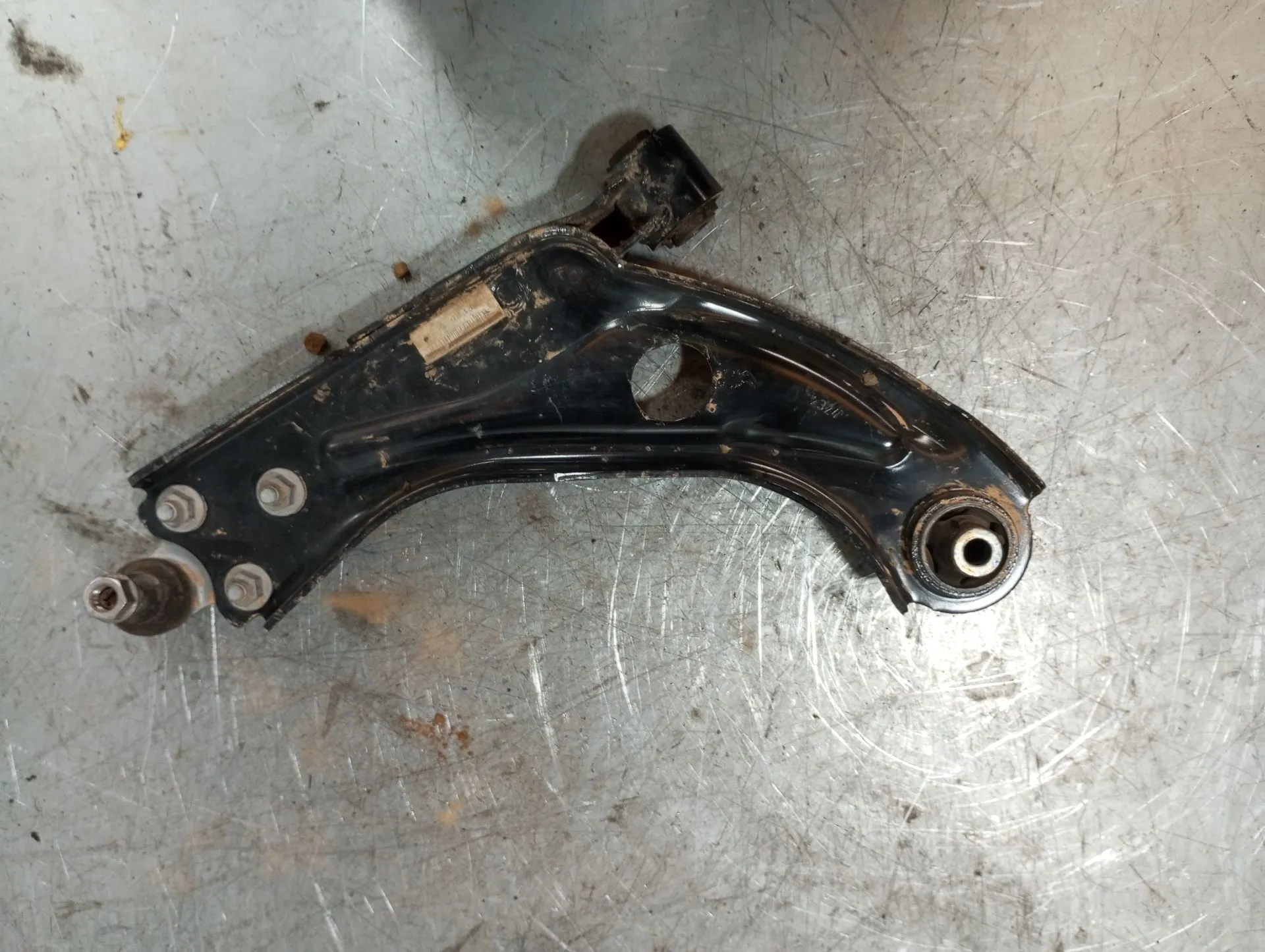 Braço de suspensão frente esquerdo PEUGEOT Rifter Imagem-1