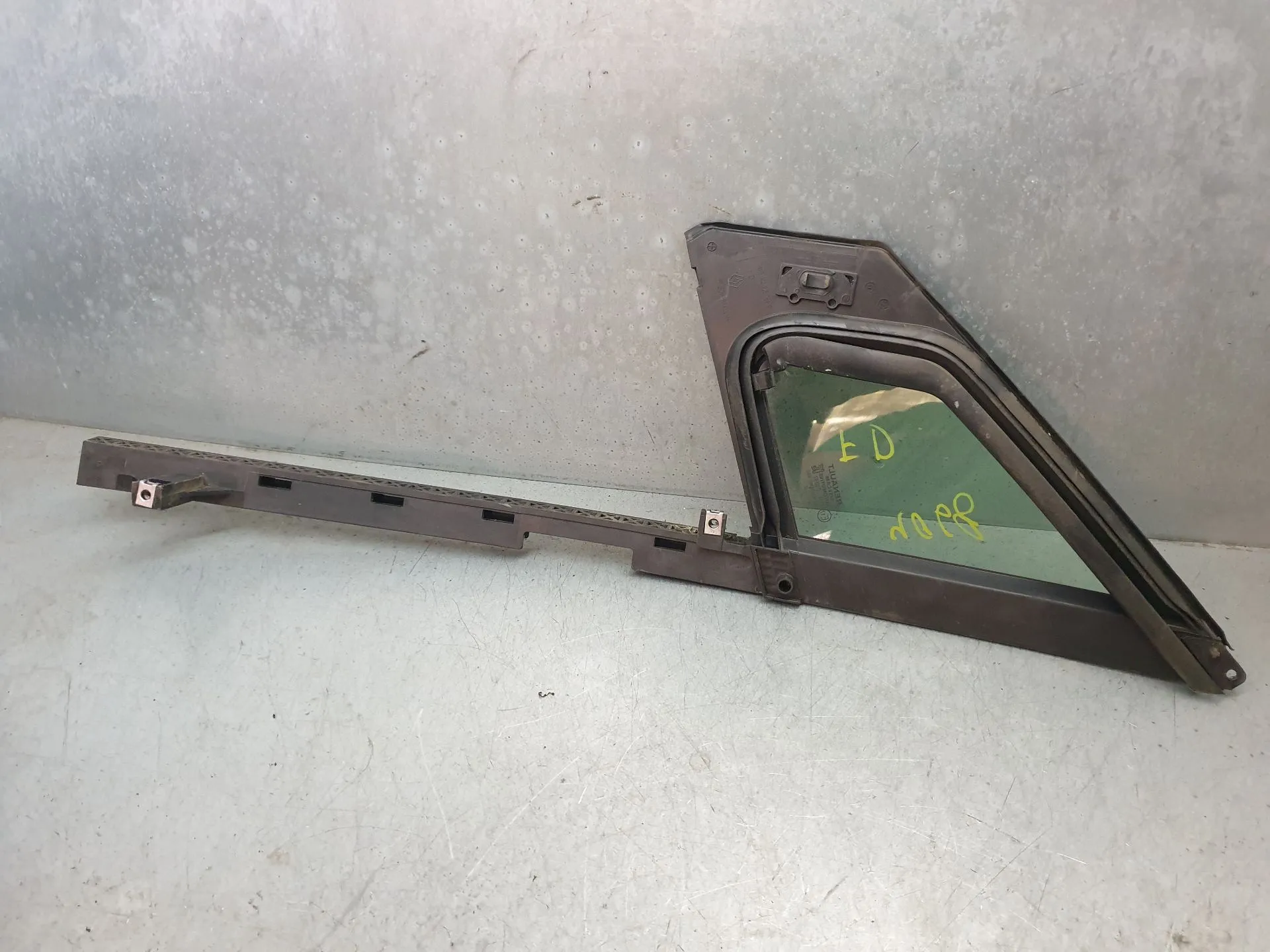 Vetro triangolare porta anteriore destro RENAULT Clio V (BF_) Imagem-2