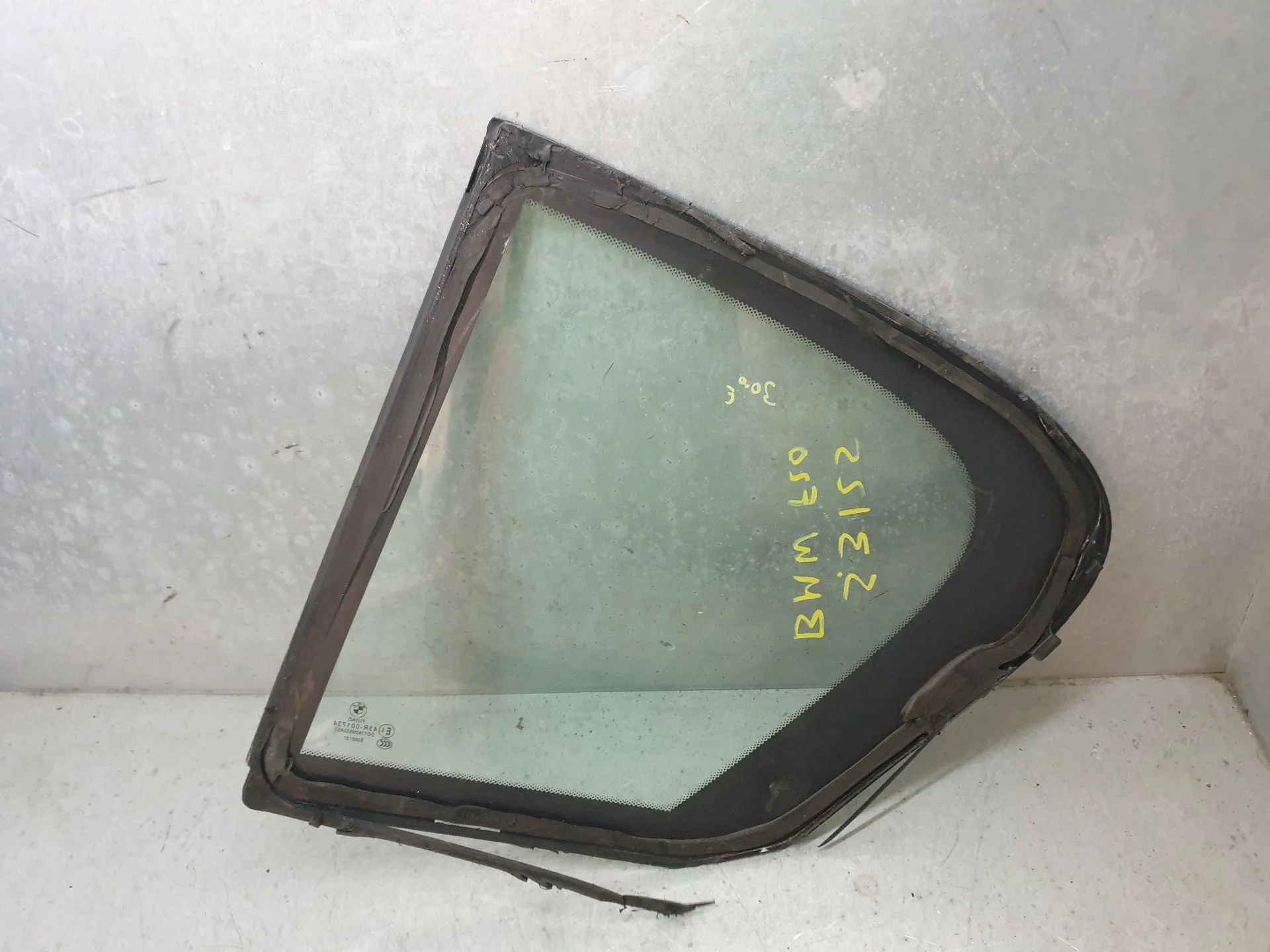 Vidrio triangular puerta Trasero Derecho BMW 1 (F20) Imagem-2