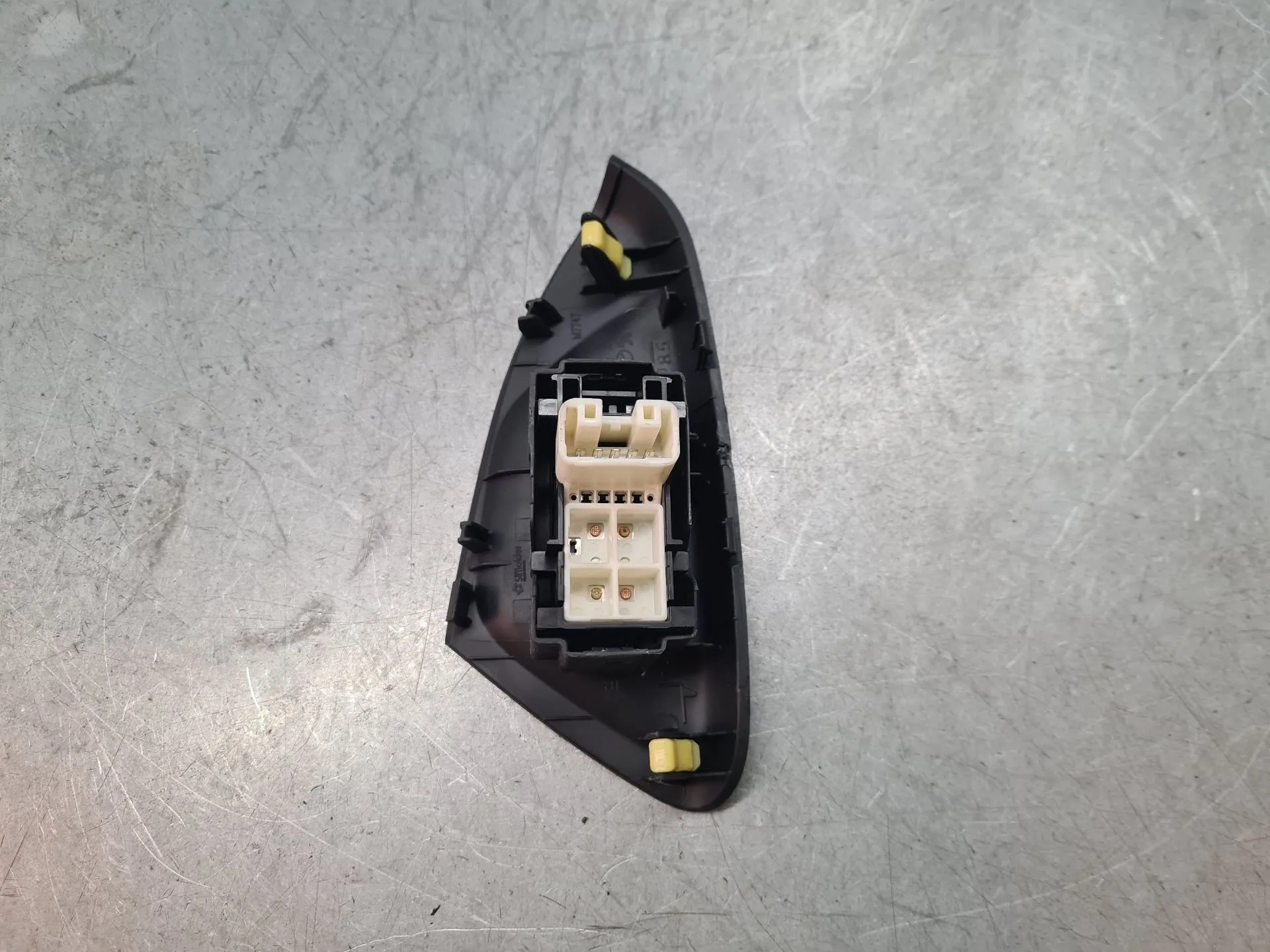 Right Front window control PEUGEOT 108 Imagem-3
