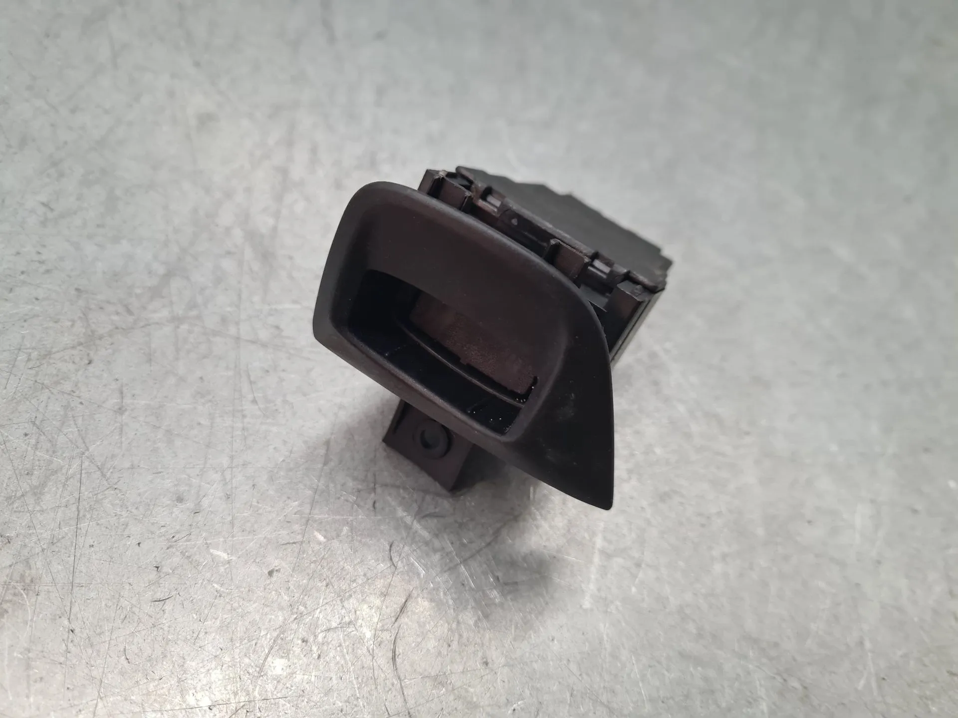 Ignition control unit (immobilizer) BMW X1 (E84) Imagem-1