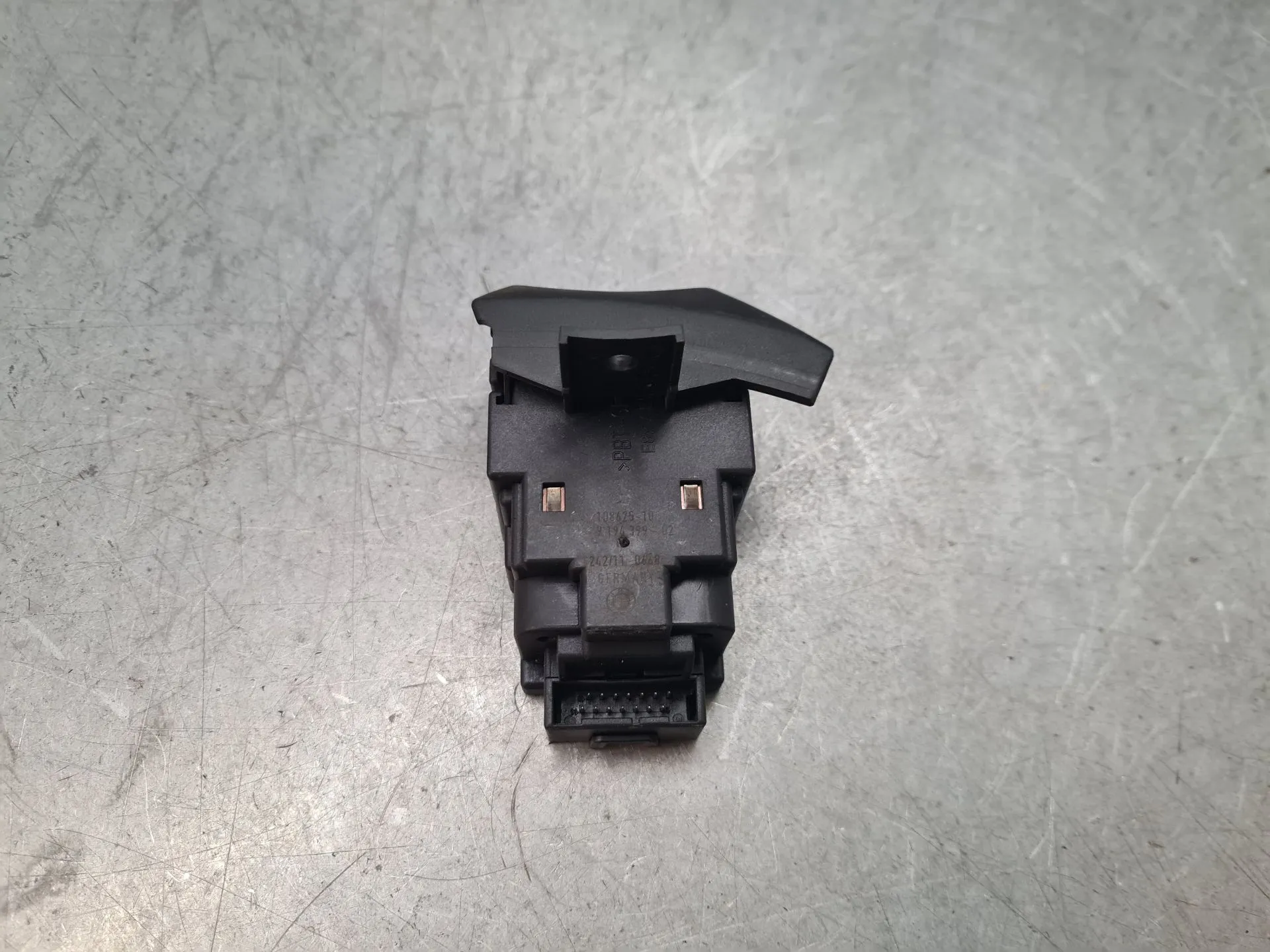 Ignition control unit (immobilizer) BMW X1 (E84) Imagem-3