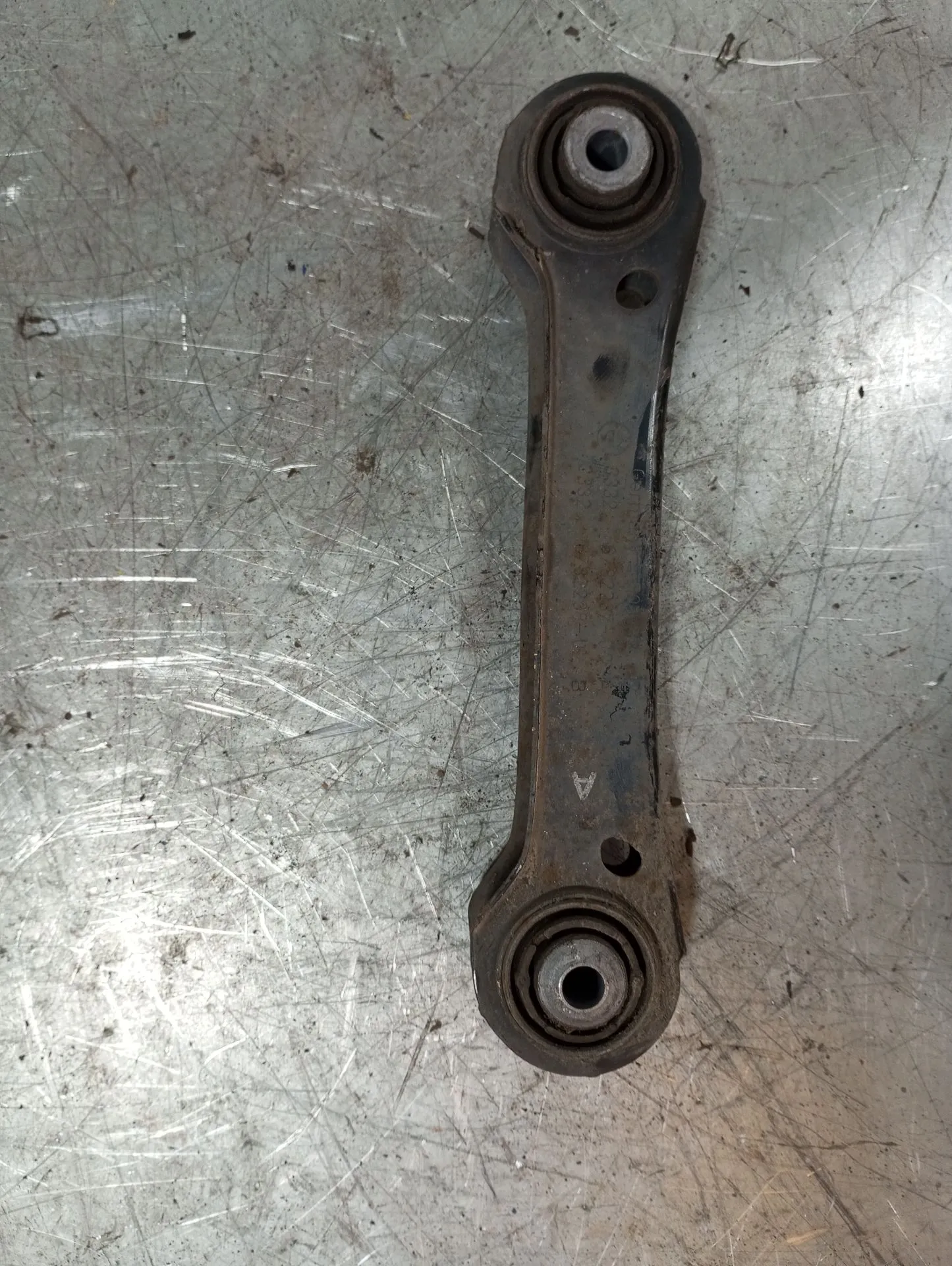 Left rear suspension arm BMW 3 (E90) Imagem-1