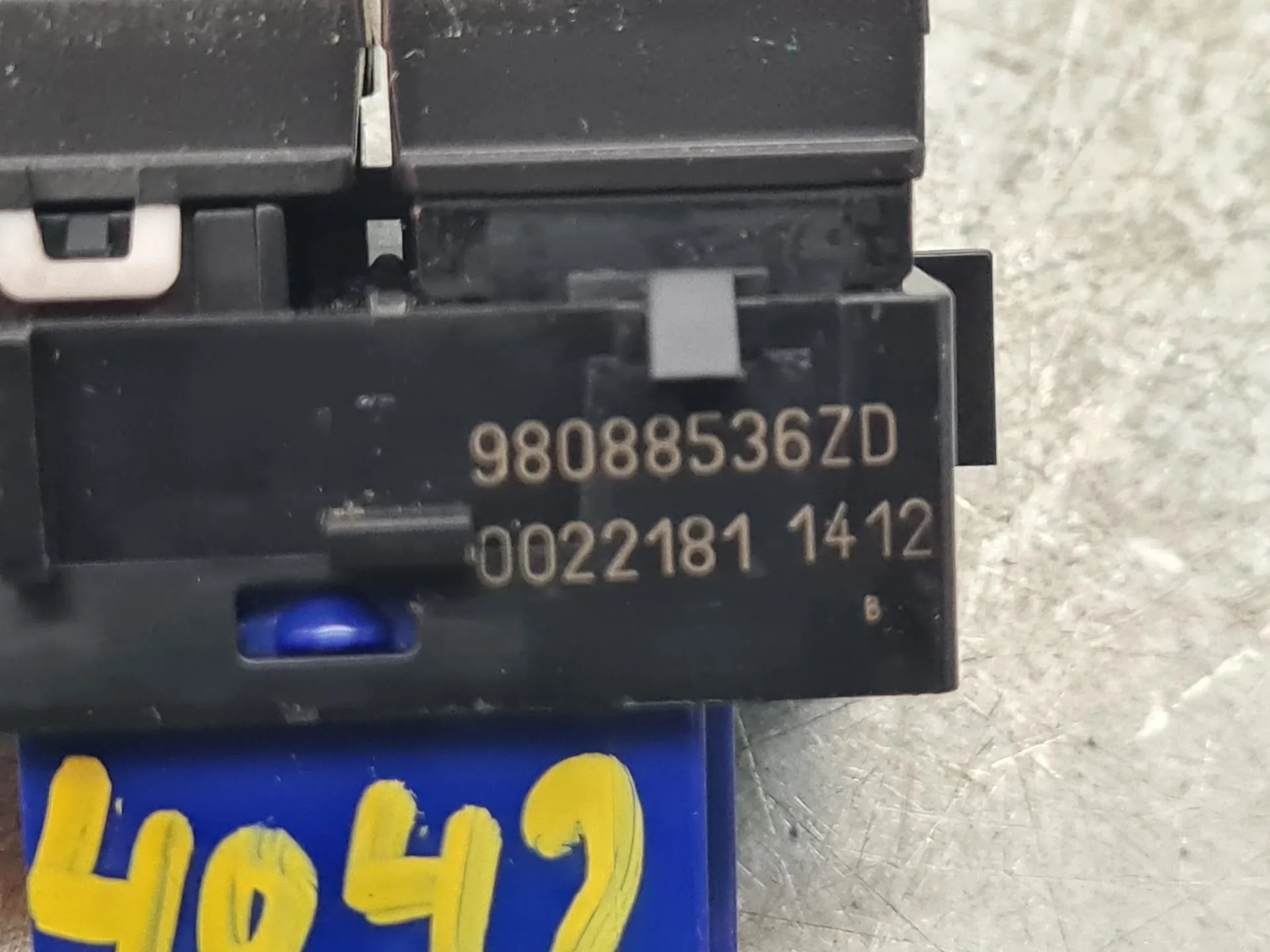Botón / interruptor bloqueo de puertas FIAT Scudo Van Imagem-4