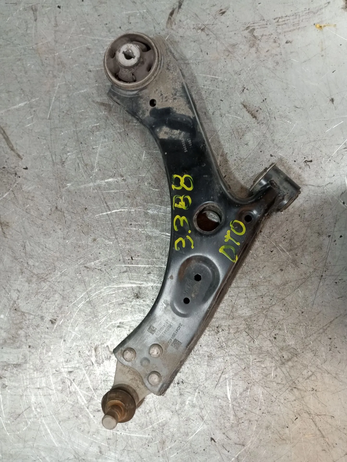 Bras de suspension Avant Droite FORD Kuga III (DFK)