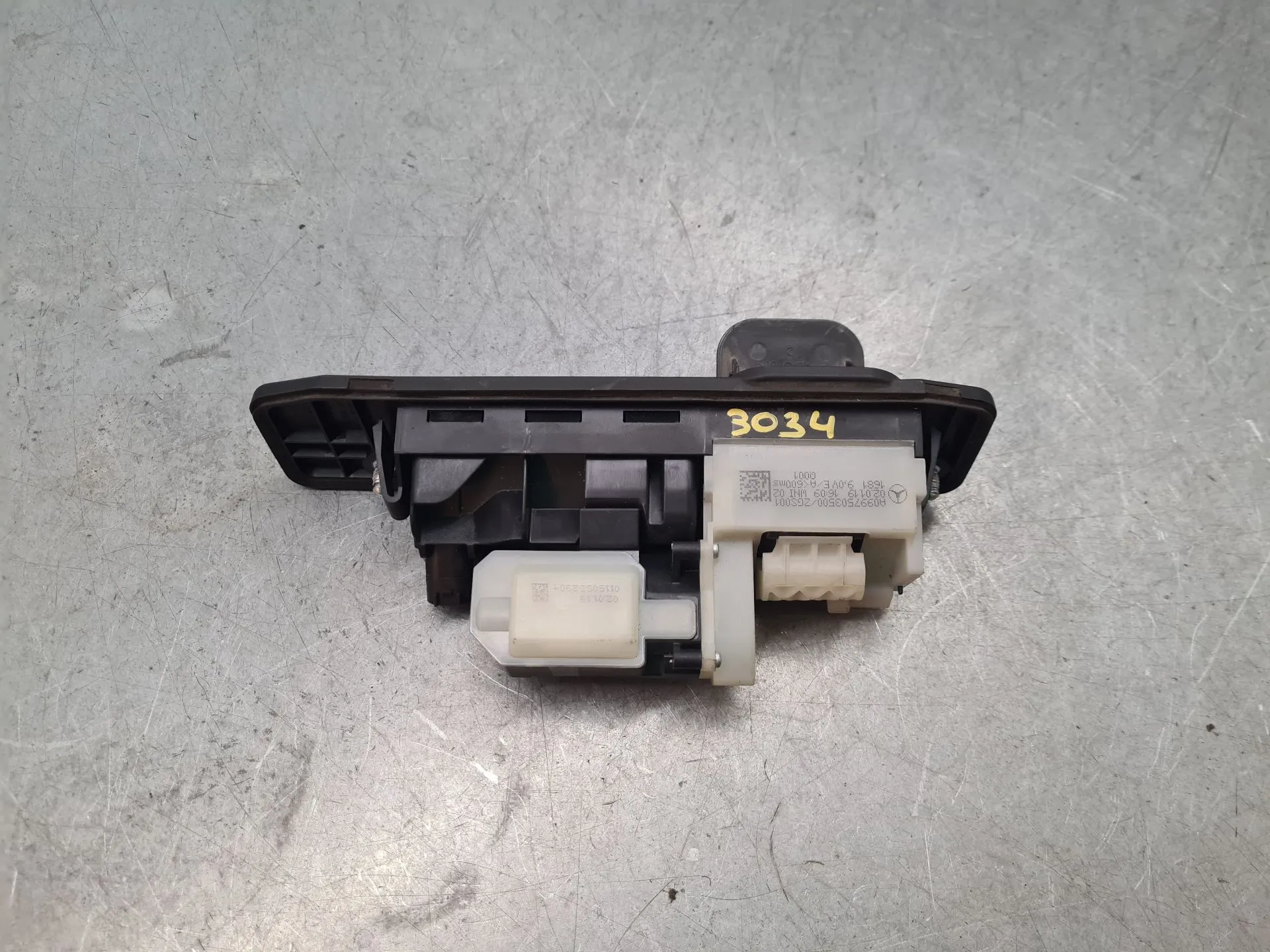 Puxador porta da mala MERCEDES-BENZ Classe A (W177)