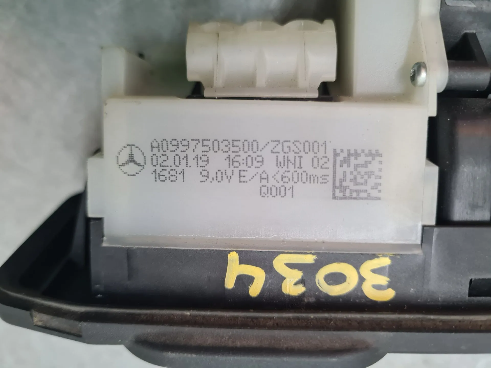 Tailgate handle MERCEDES-BENZ Classe A (W177) Imagem-6