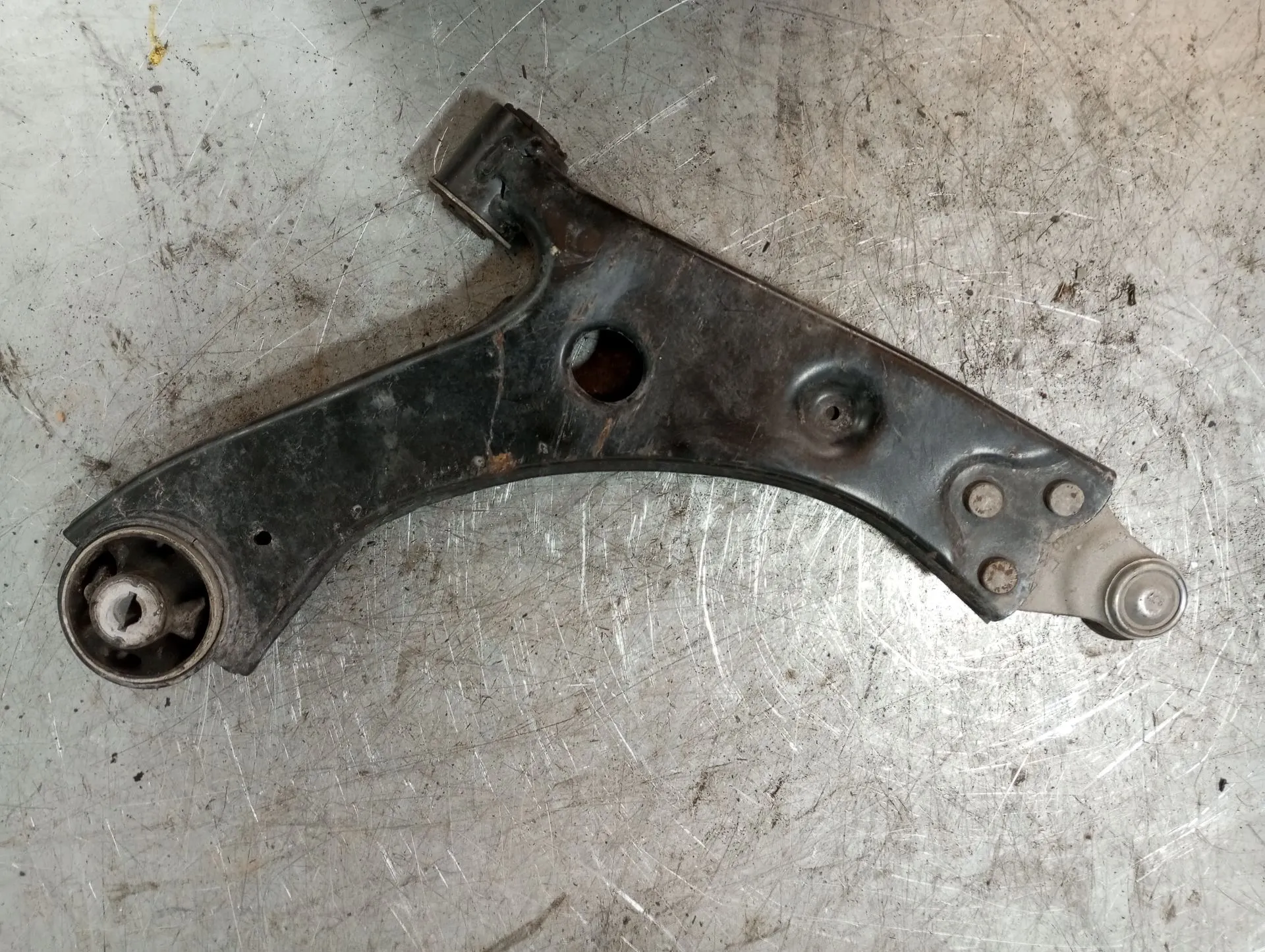 Braccio di sospensione anteriore sinistro FORD Kuga III (DFK) Imagem-1