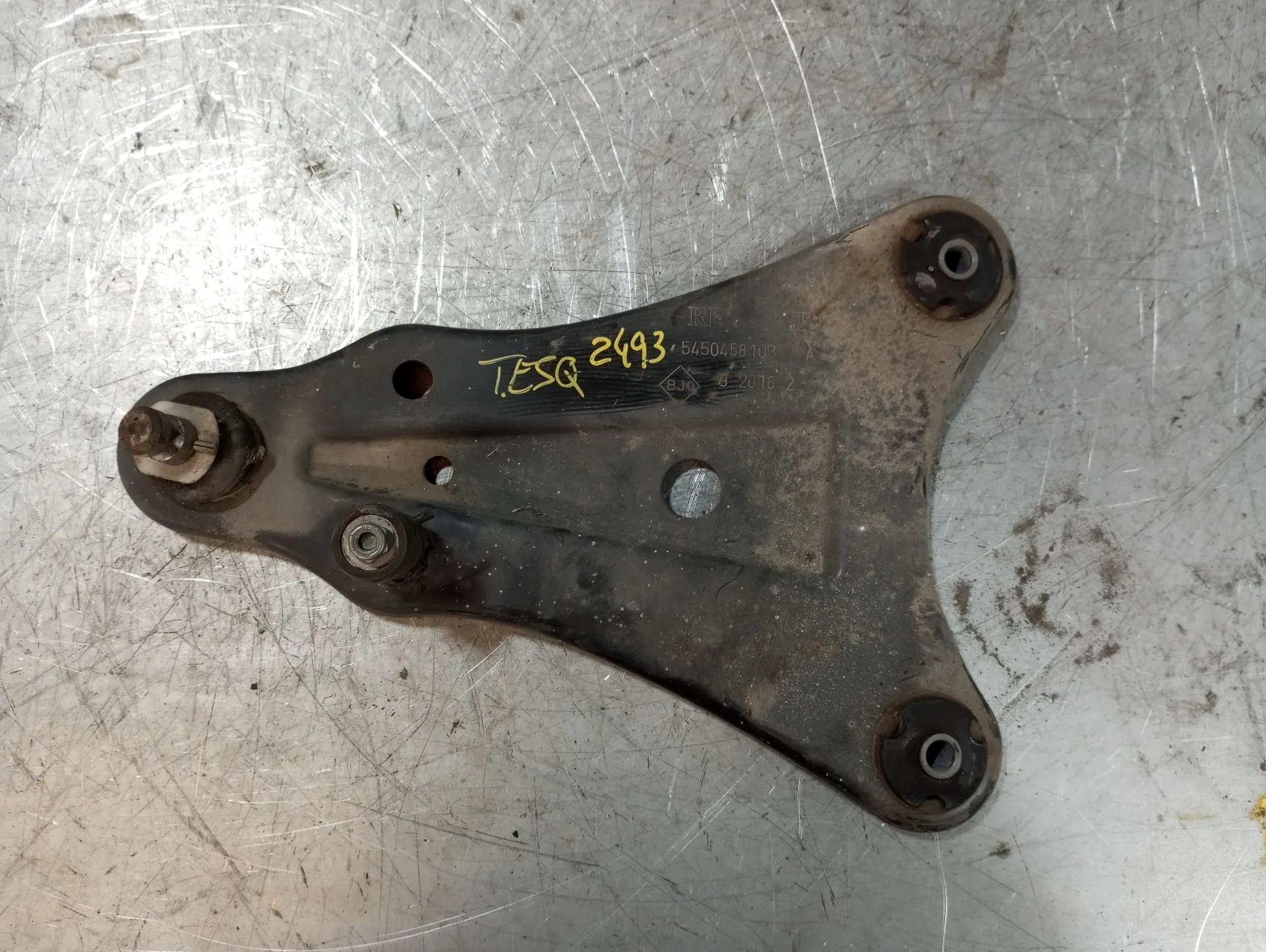 Left rear suspension arm RENAULT Twizy (MAM_)
