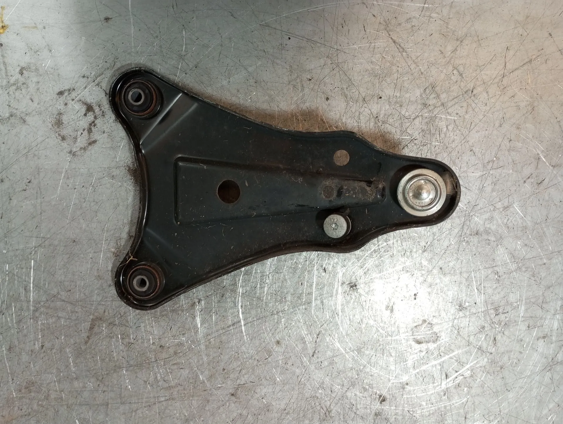 Left rear suspension arm RENAULT Twizy (MAM_) Imagem-1
