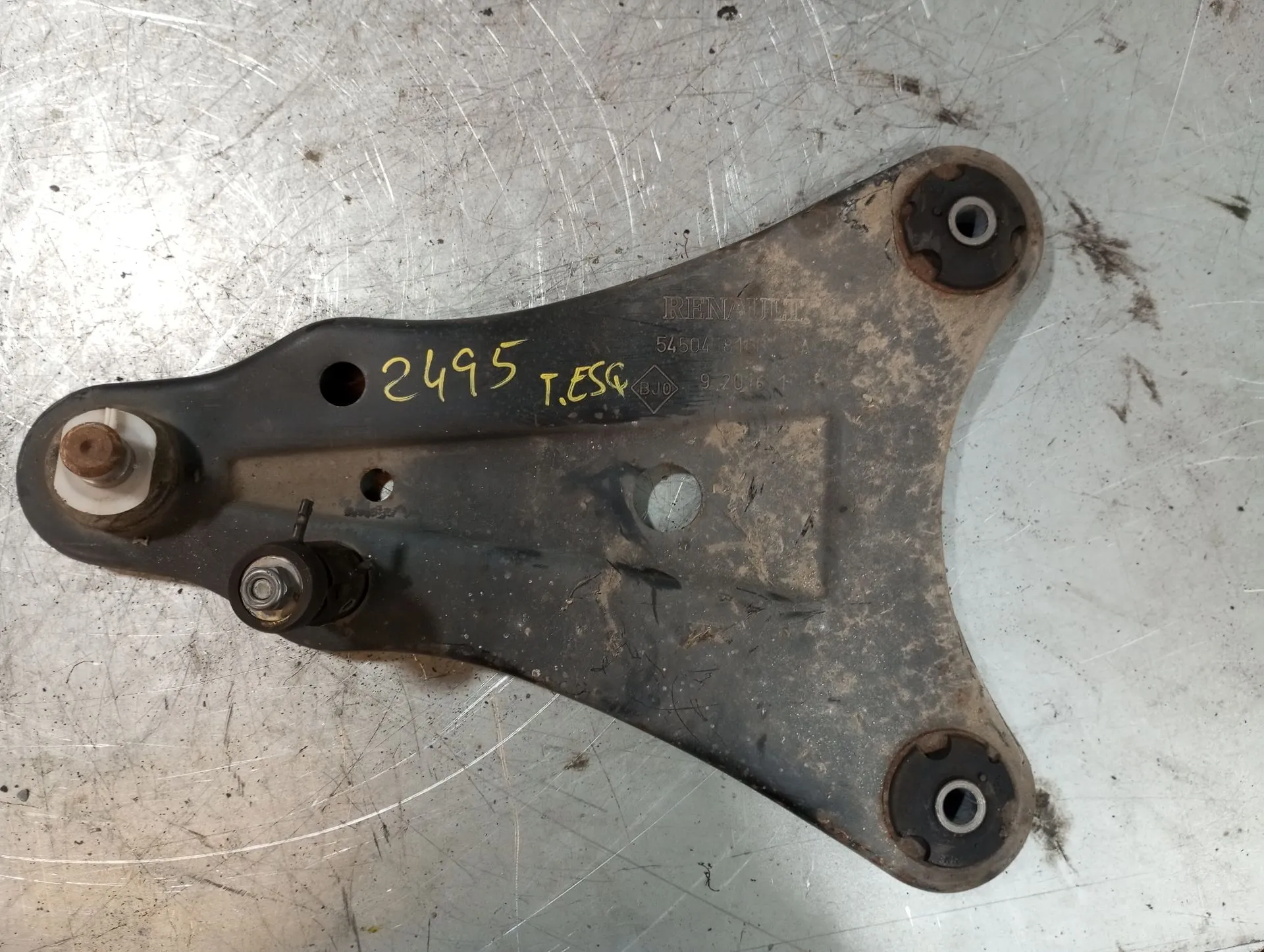 Left rear suspension arm RENAULT Twizy (MAM_)