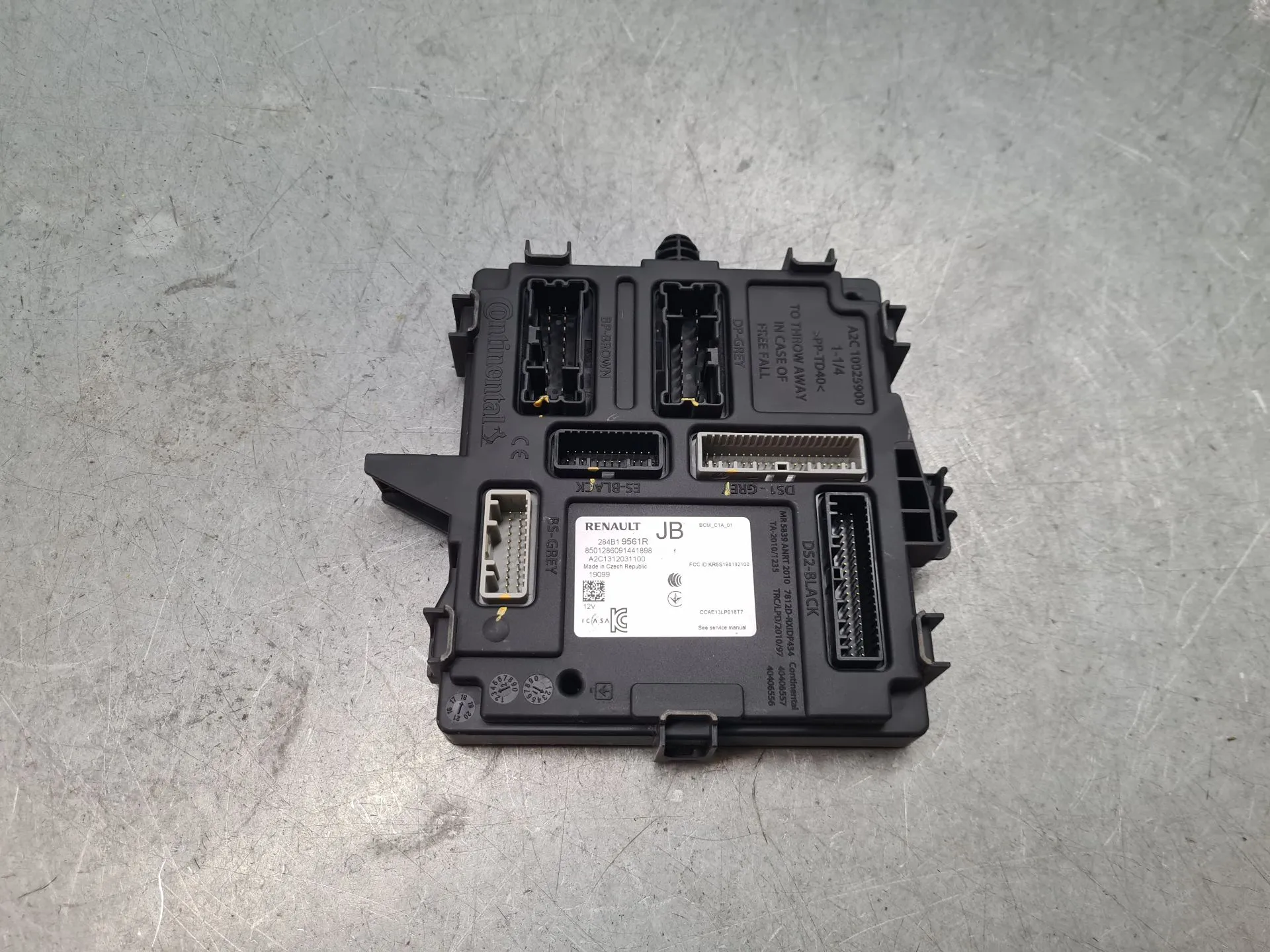 Module de confort RENAULT Clio V (BF_) Imagem-1