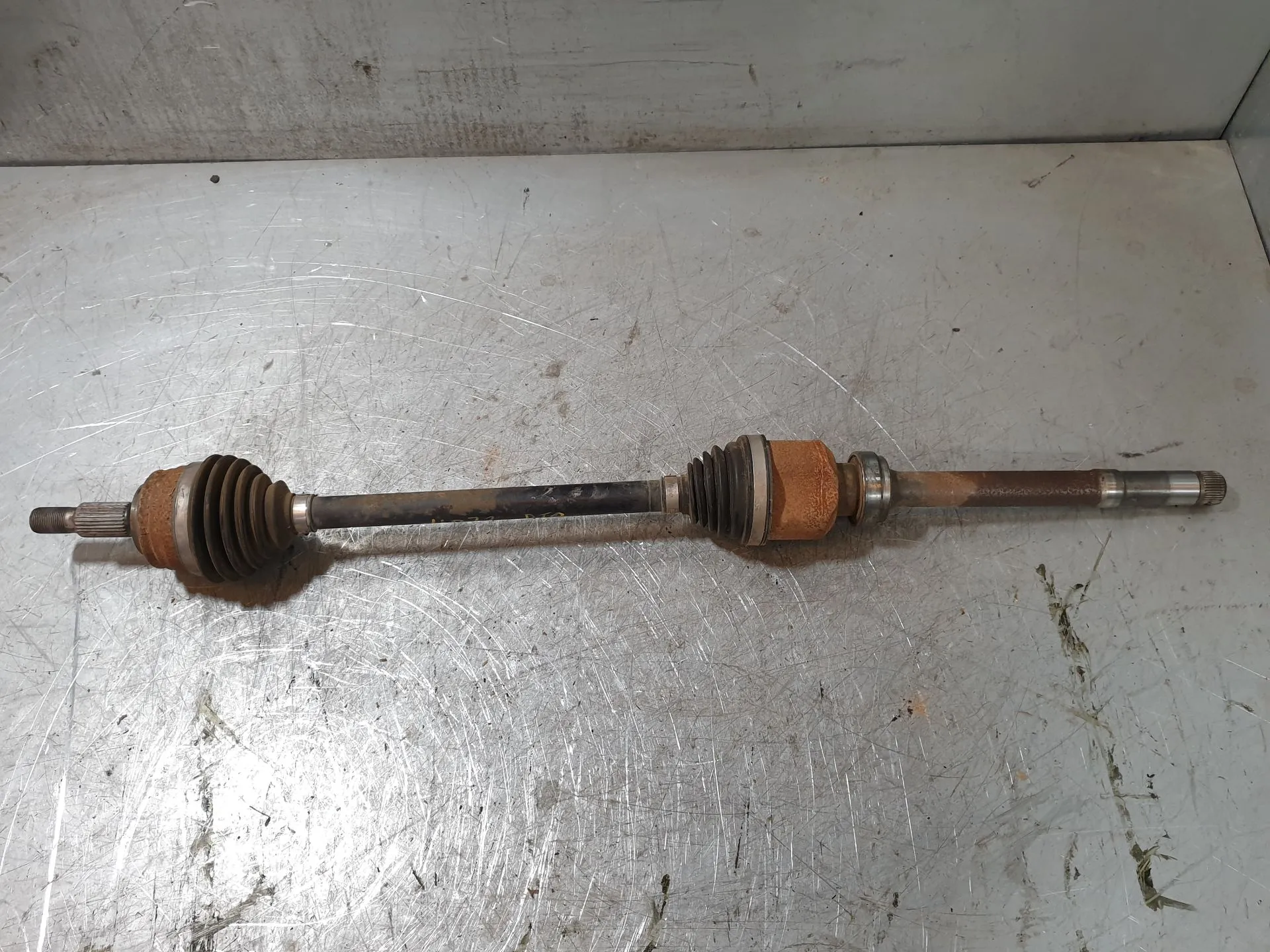 Right front driveshaft PEUGEOT 3008 II (M_)