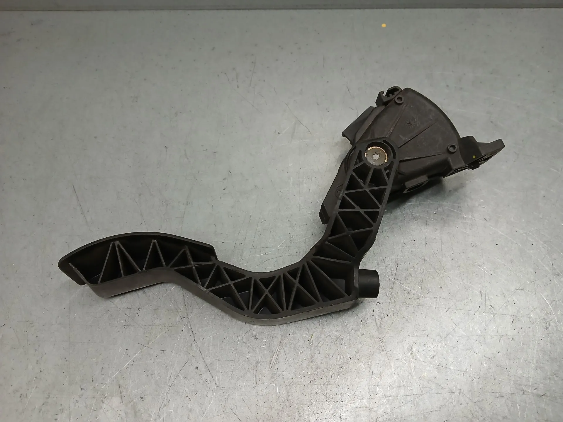 Pedal do acelerador VOLKSWAGEN Passat (3B3) Imagem-2