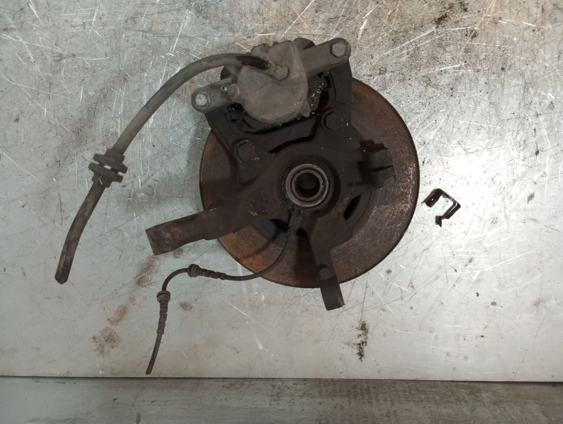 Fusello anteriore sinistro RENAULT Clio III (BR0/1, CR0/1) Imagem-1