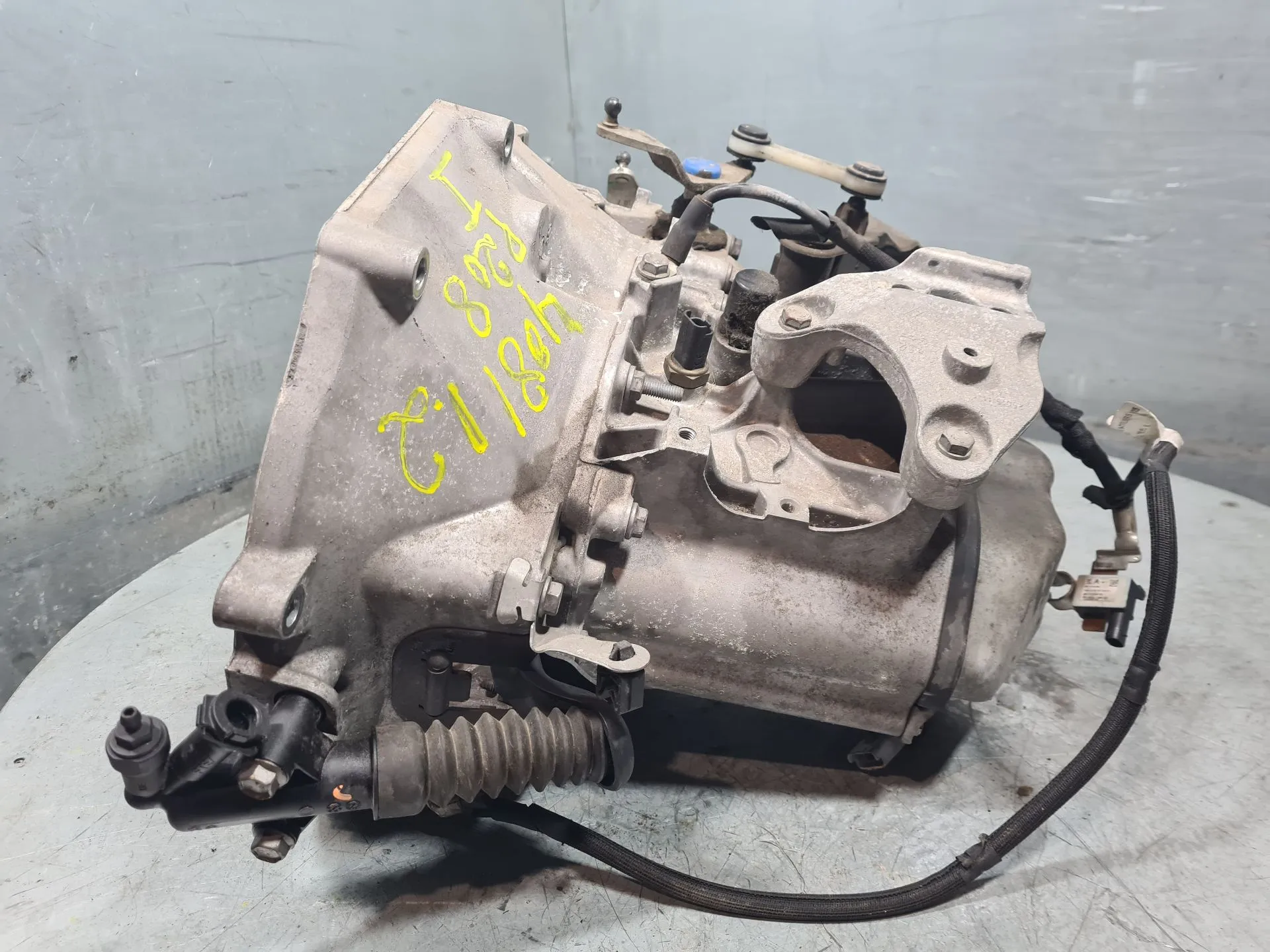 Caixa de velocidades manual PEUGEOT 208 Imagem-2