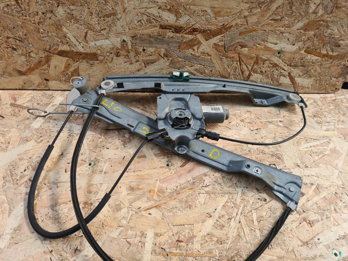 Elevador vidros frente direito RENAULT Clio III (BR0/1, CR0/1)