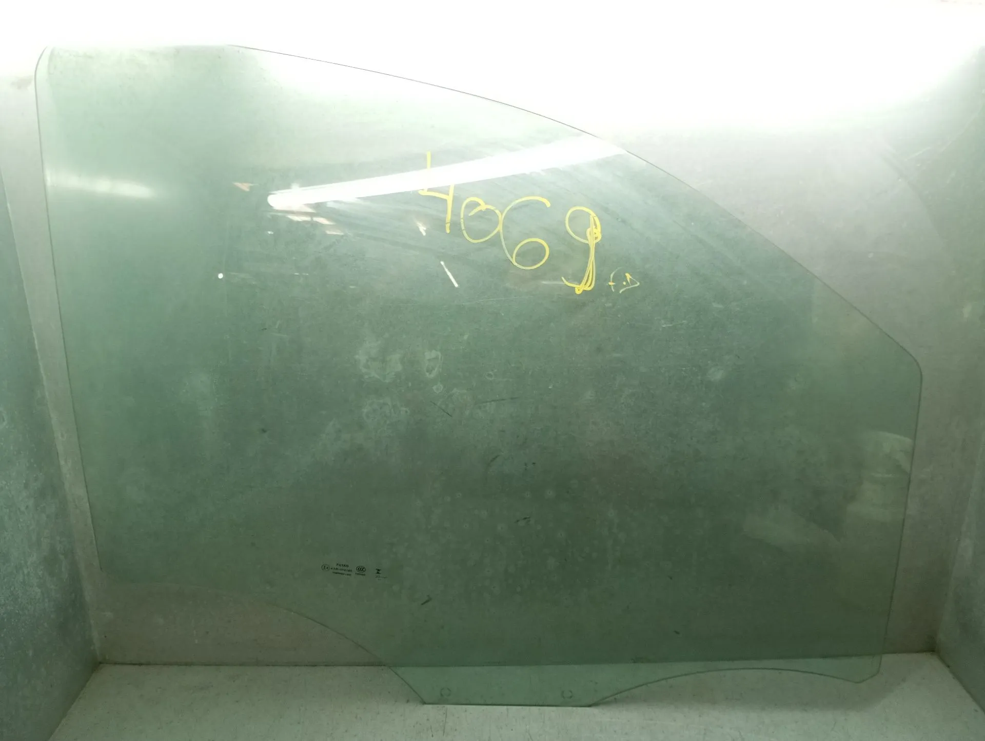 Vidrio puerta Delantero Derecho PEUGEOT Expert Imagem-1