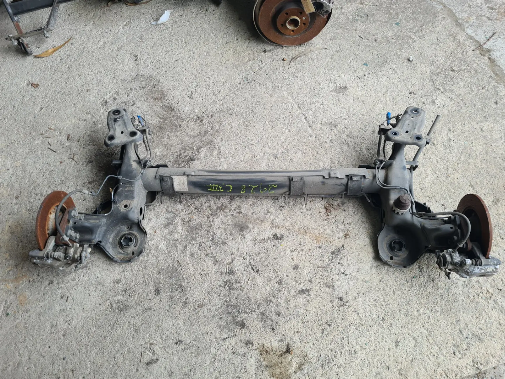 Rear axle with discs CITROËN C3 III (SX)