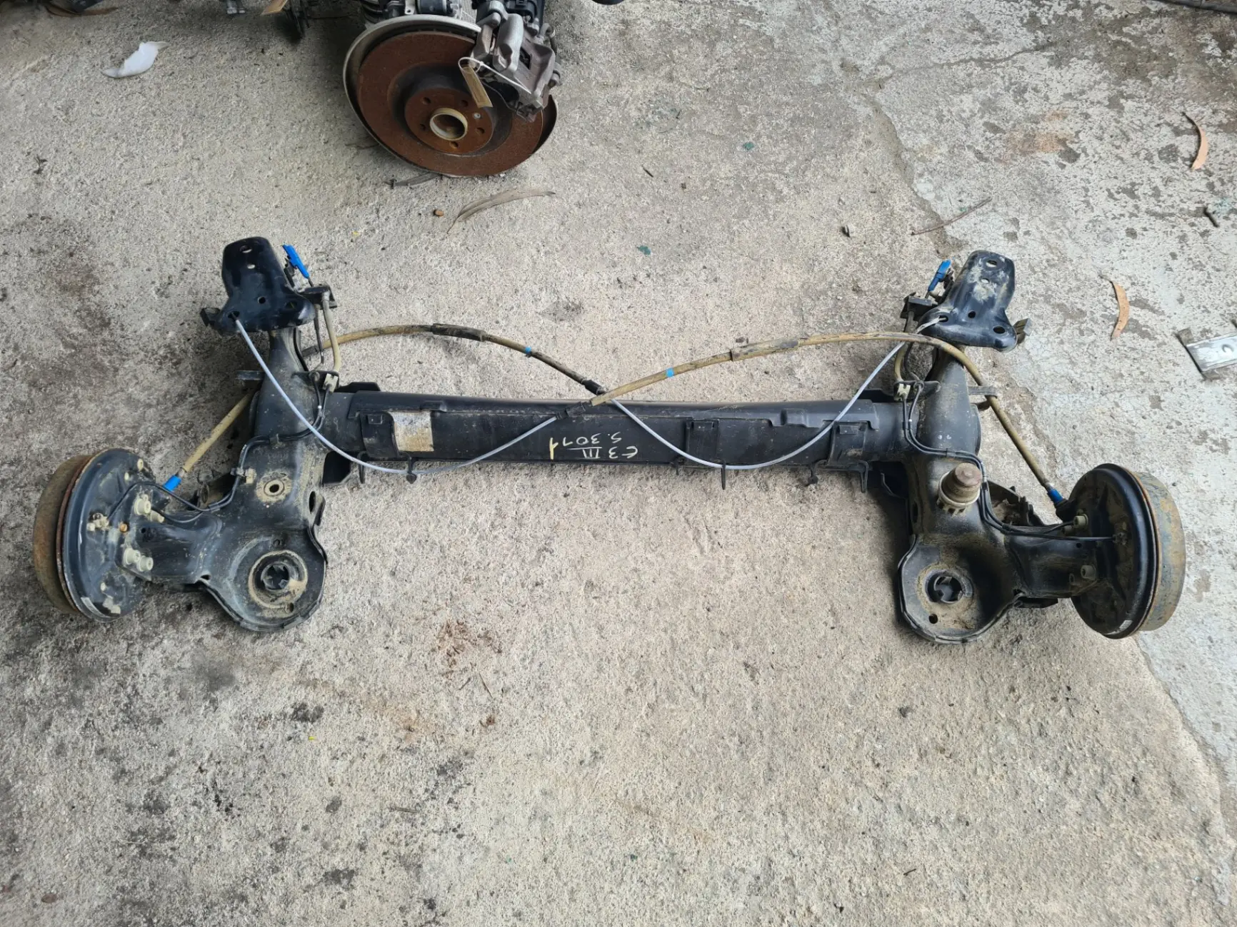 Rear axle with drum brakes CITROËN C3 III (SX)