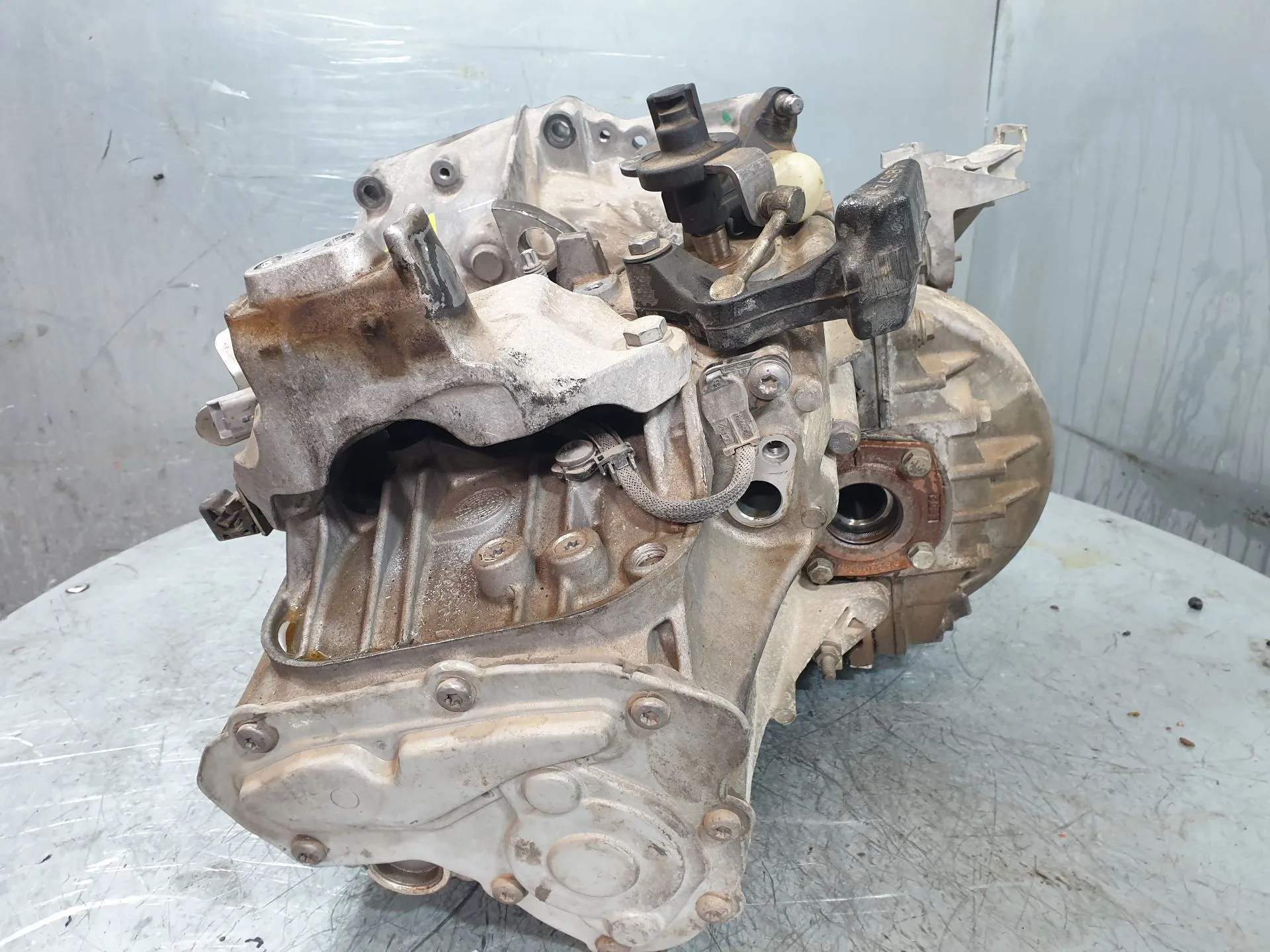 Cambio manual PEUGEOT 5008 II (M_) Imagem-3