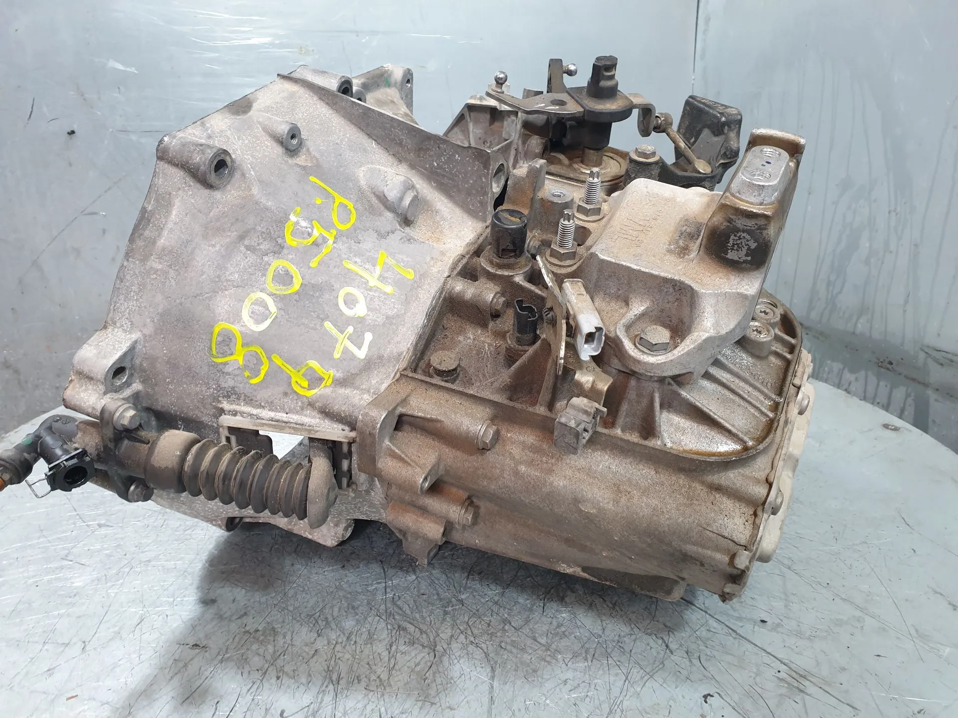 Cambio manual PEUGEOT 5008 II (M_) Imagem-2