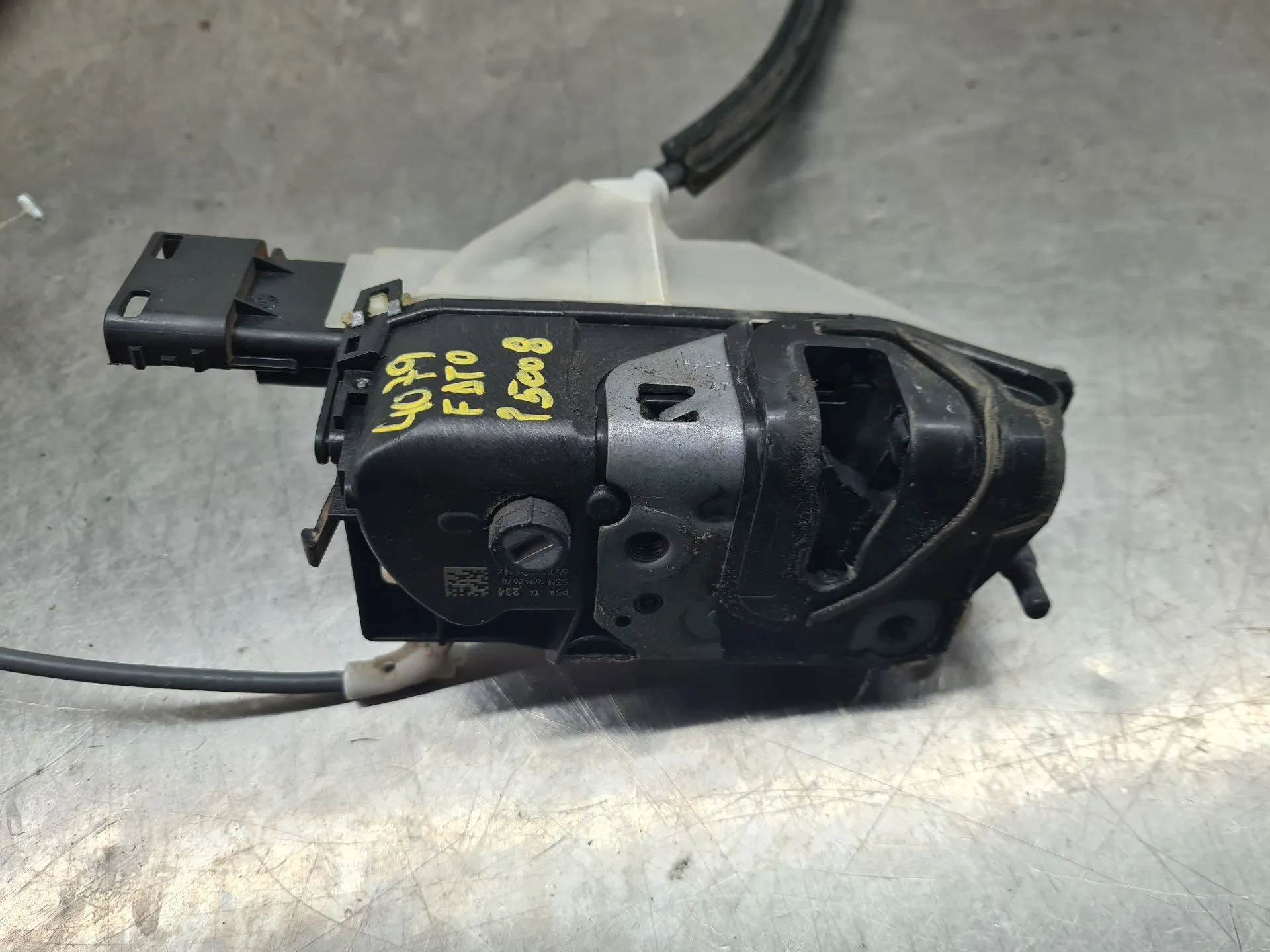 Front Right Door Lock PEUGEOT 5008 II (M_) Imagem-2