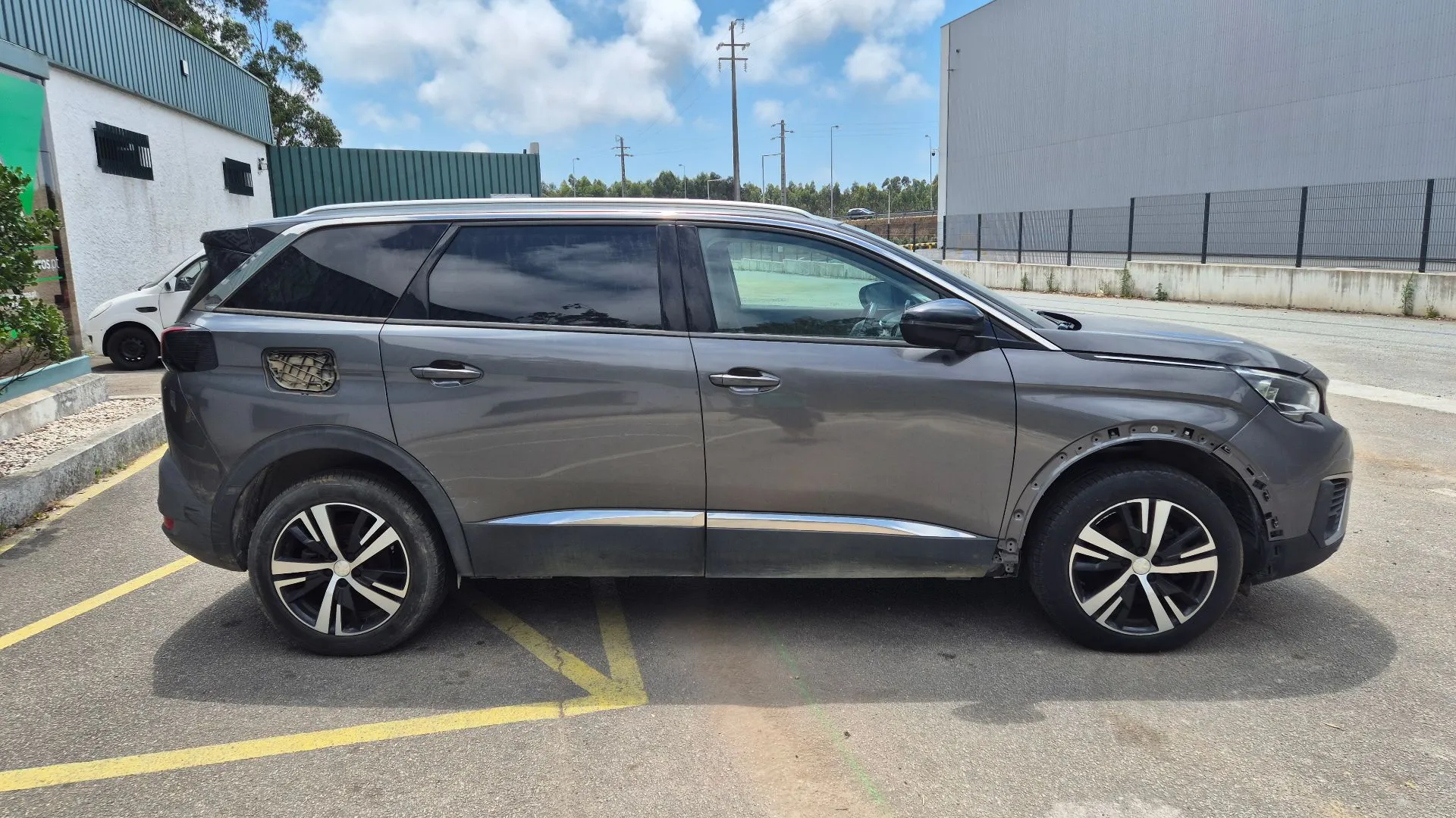 Alzavetro posteriore destro PEUGEOT 5008 II (M_)