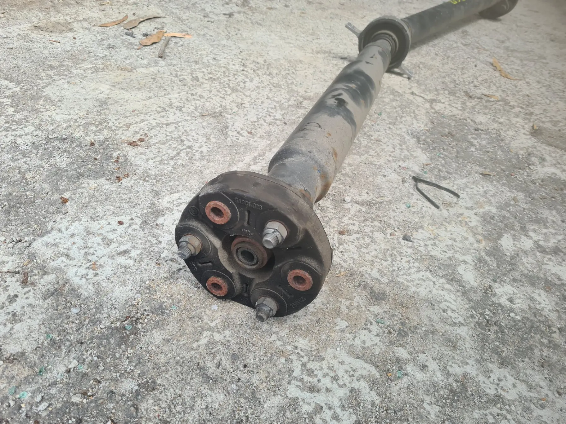 Central driveshaft BMW 3 (E90) Imagem-1