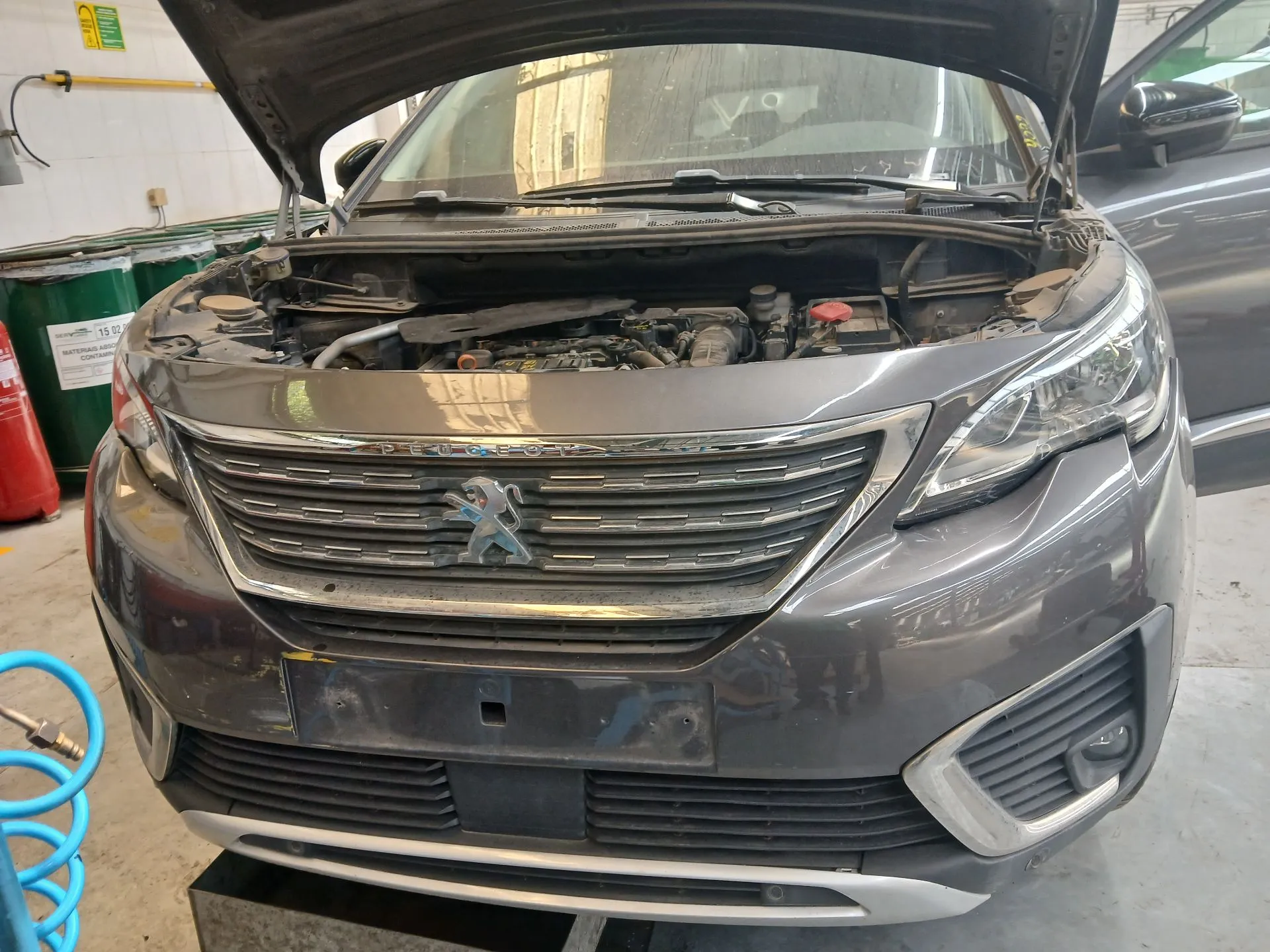 Frente Completa PEUGEOT 5008 II (M_) Imagem-1