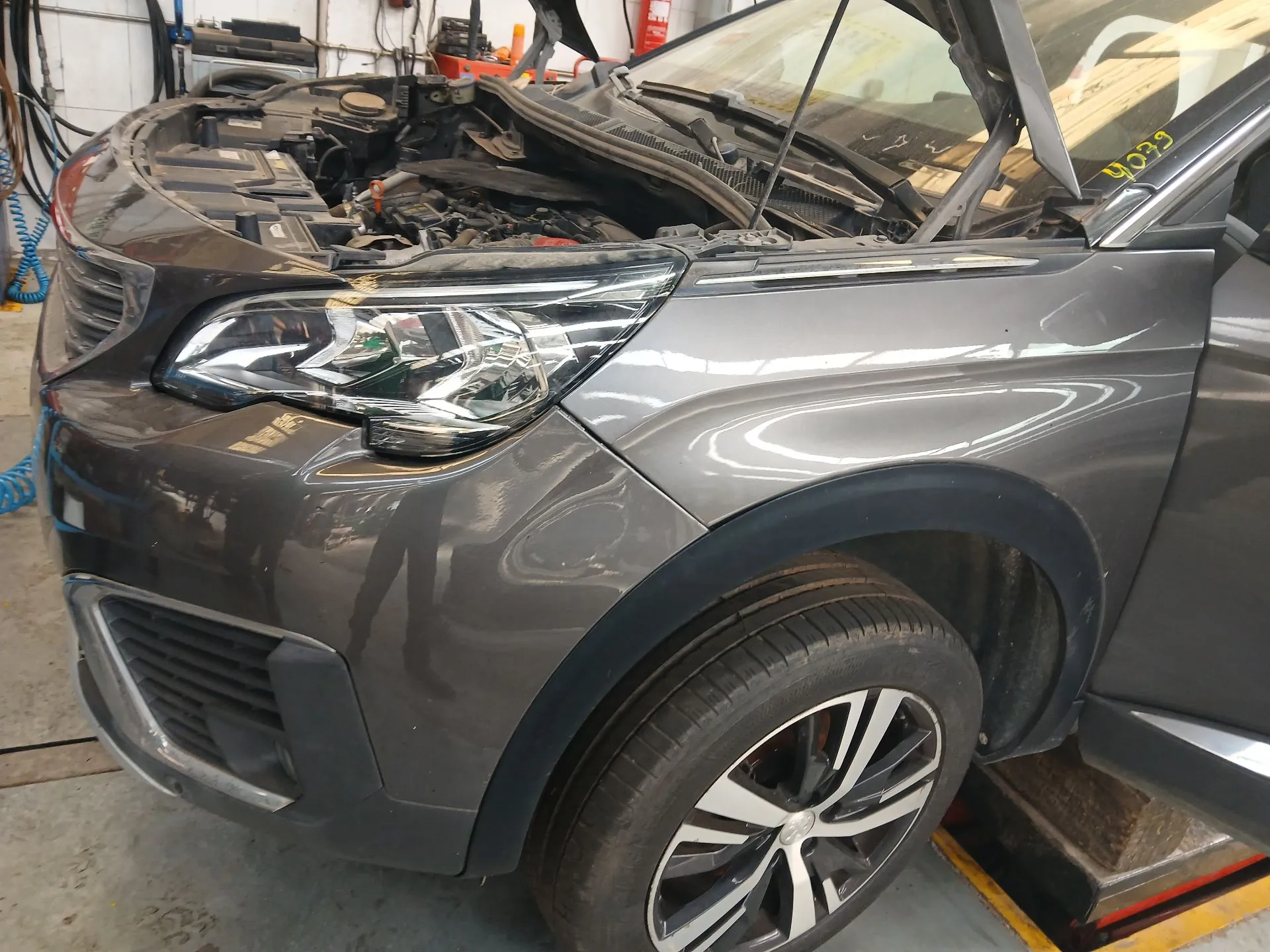 Frente Completa PEUGEOT 5008 II (M_) Imagem-4