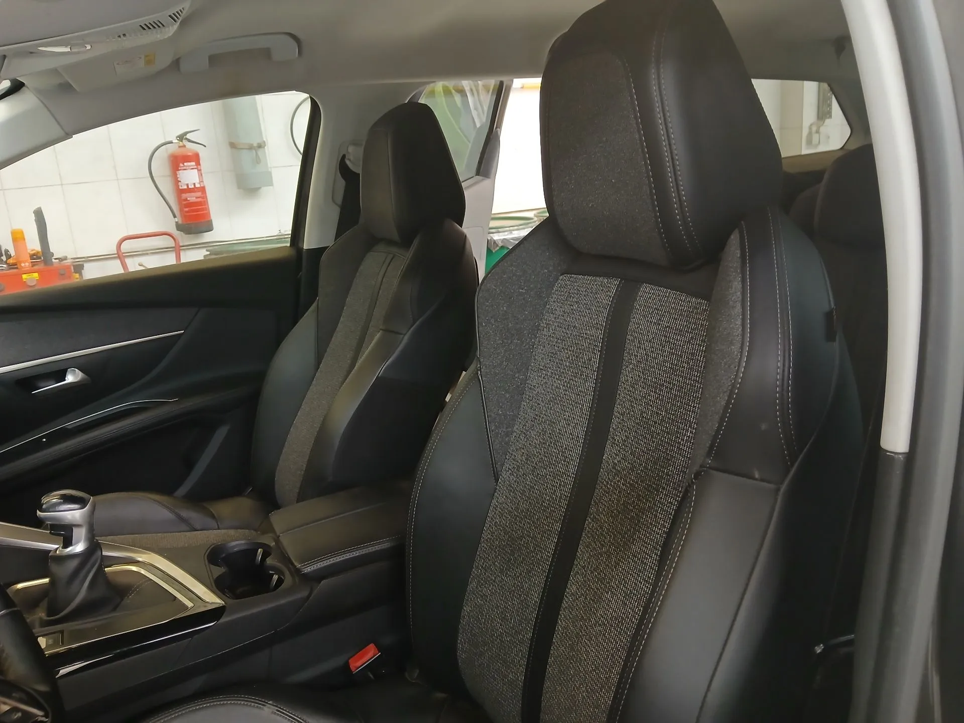 Conjunto de Bancos PEUGEOT 5008 II (M_)