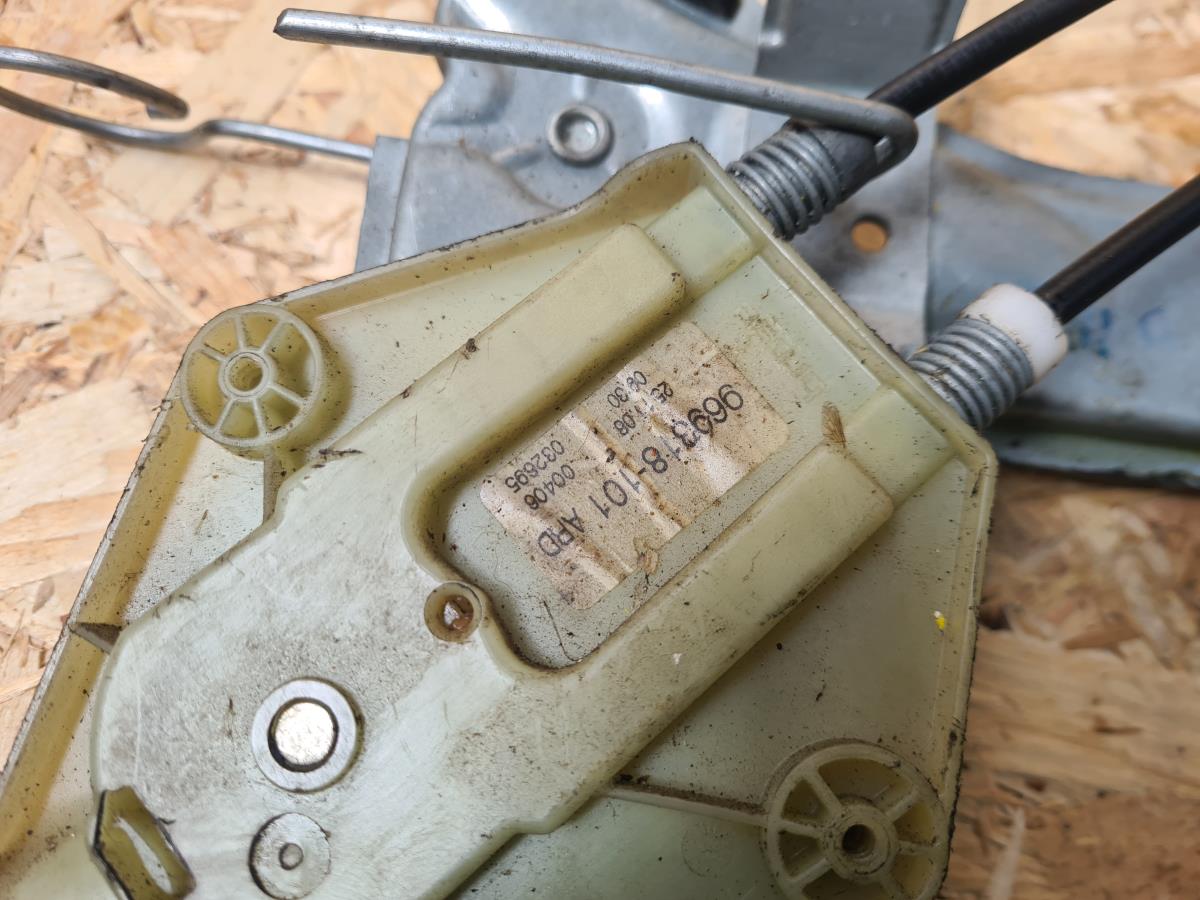 Elevalunas trasero derecho RENAULT Megane III (BZ0_) Imagem-2