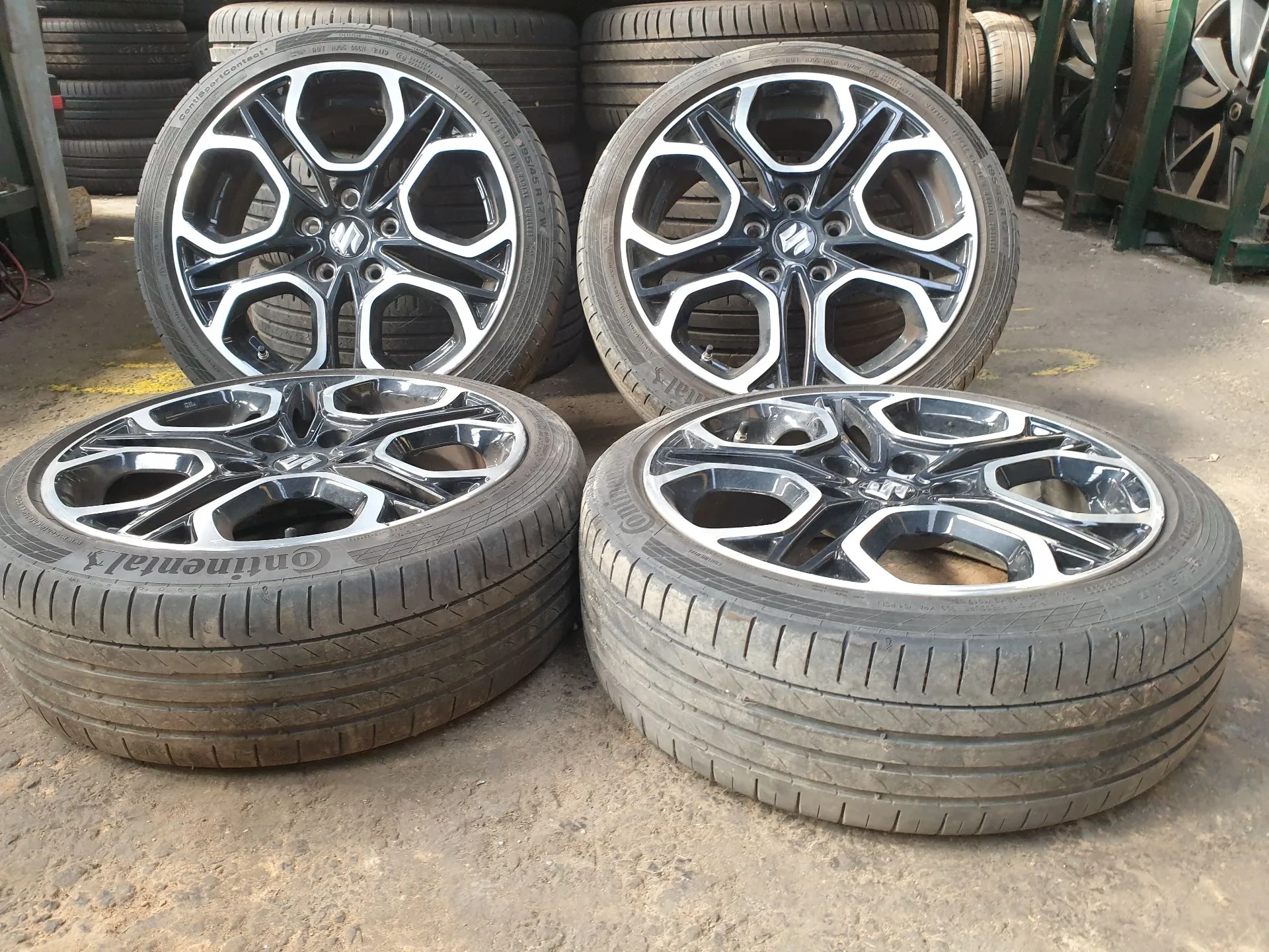 Conjunto de Jantes SUZUKI Swift V (RZ, AZ) Imagem-0