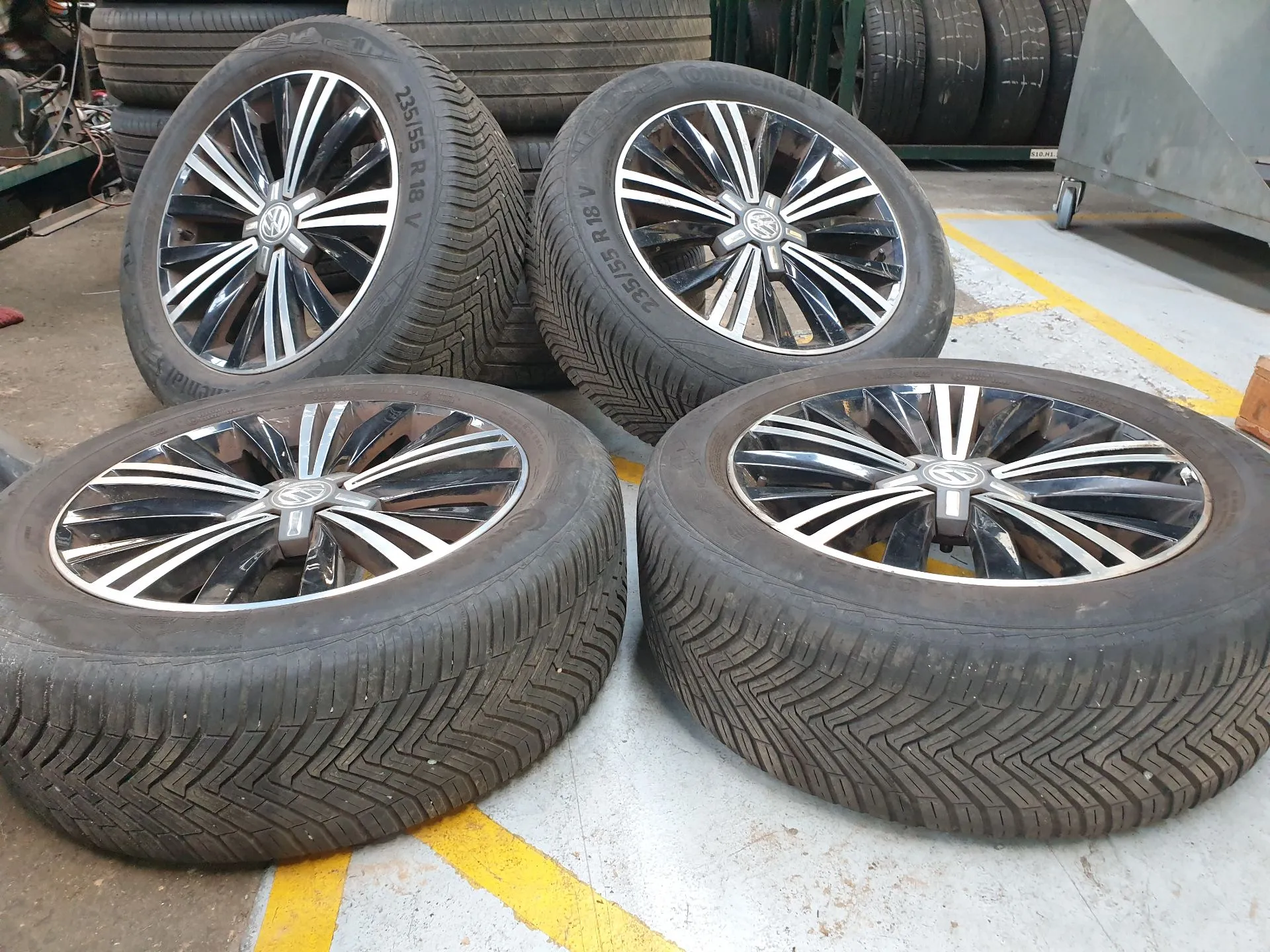 Conjunto Jantes Especiais VOLKSWAGEN Tiguan (5N)