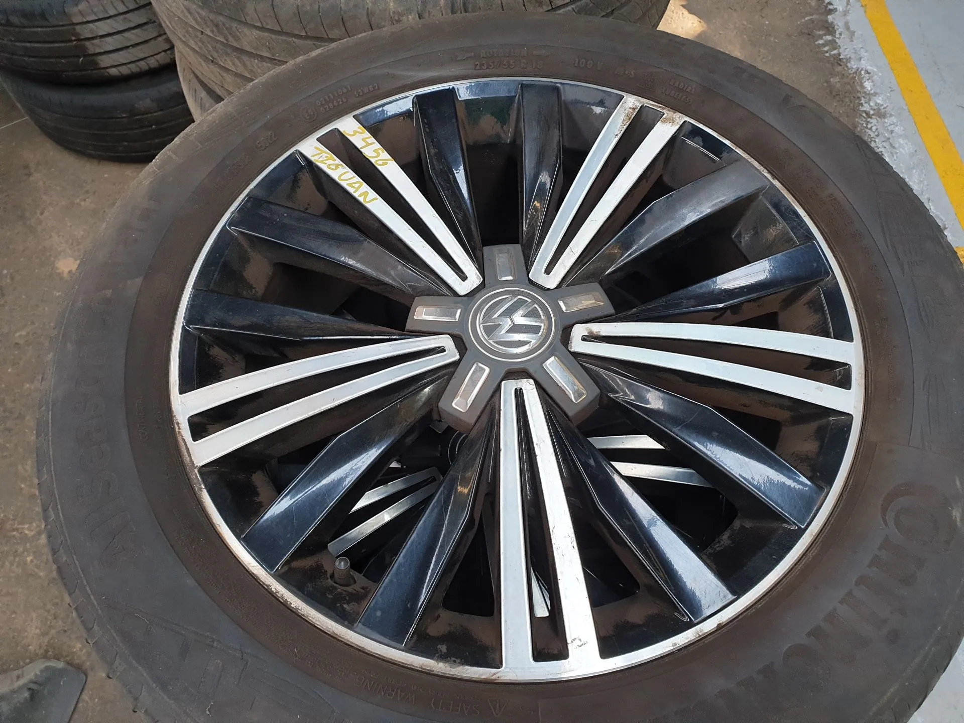 Llanta Trasera Izquierda VOLKSWAGEN Tiguan (5N)