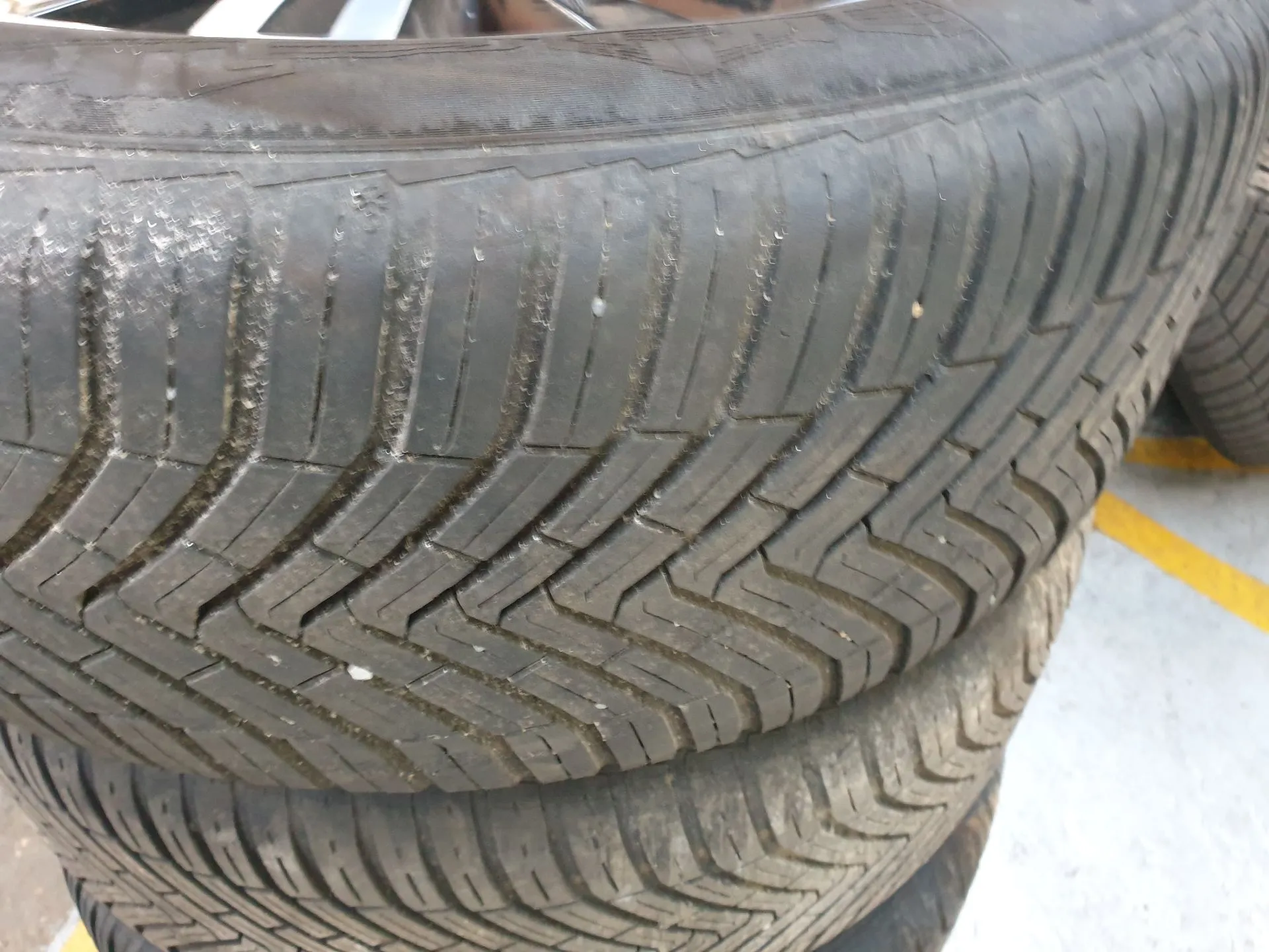 Neumático VOLKSWAGEN Tiguan (5N)