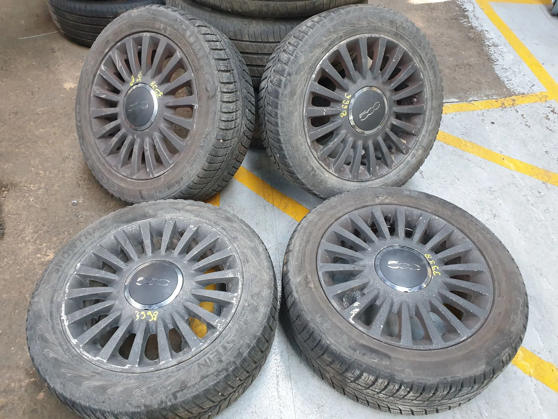 Conjunto Jantes Especiais FIAT 500 (312_) Imagem-1