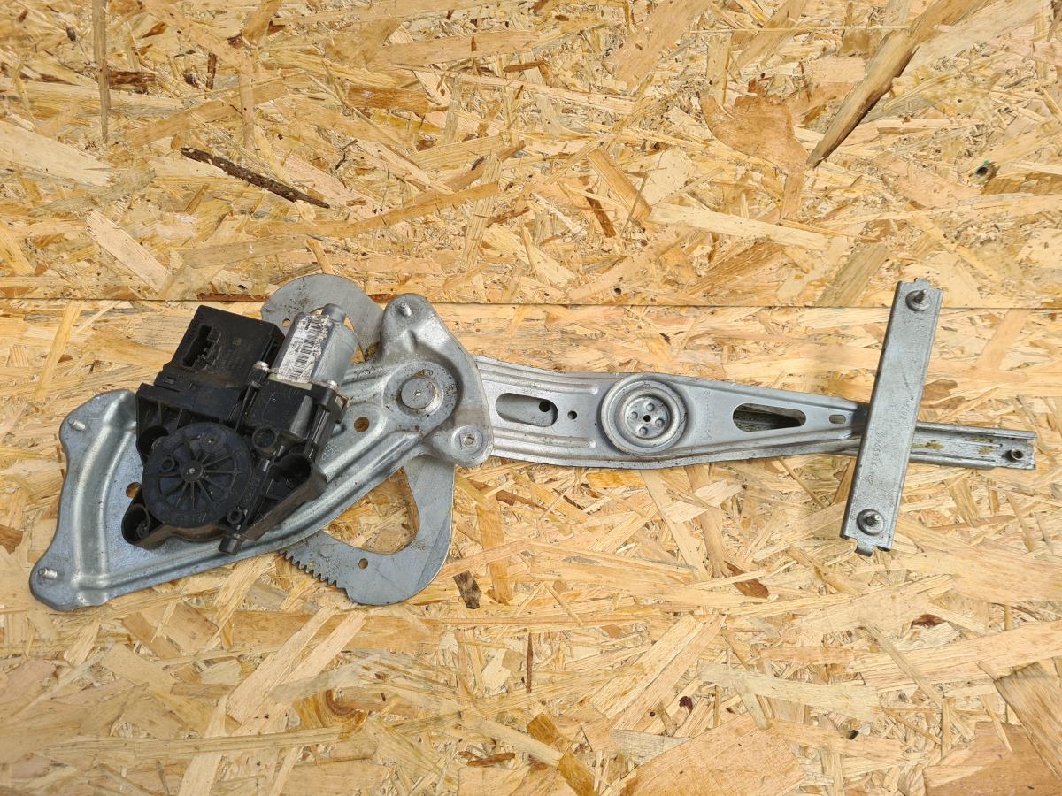 Elevalunas trasero izquierdo RENAULT Scénic III (JZ0/1_)