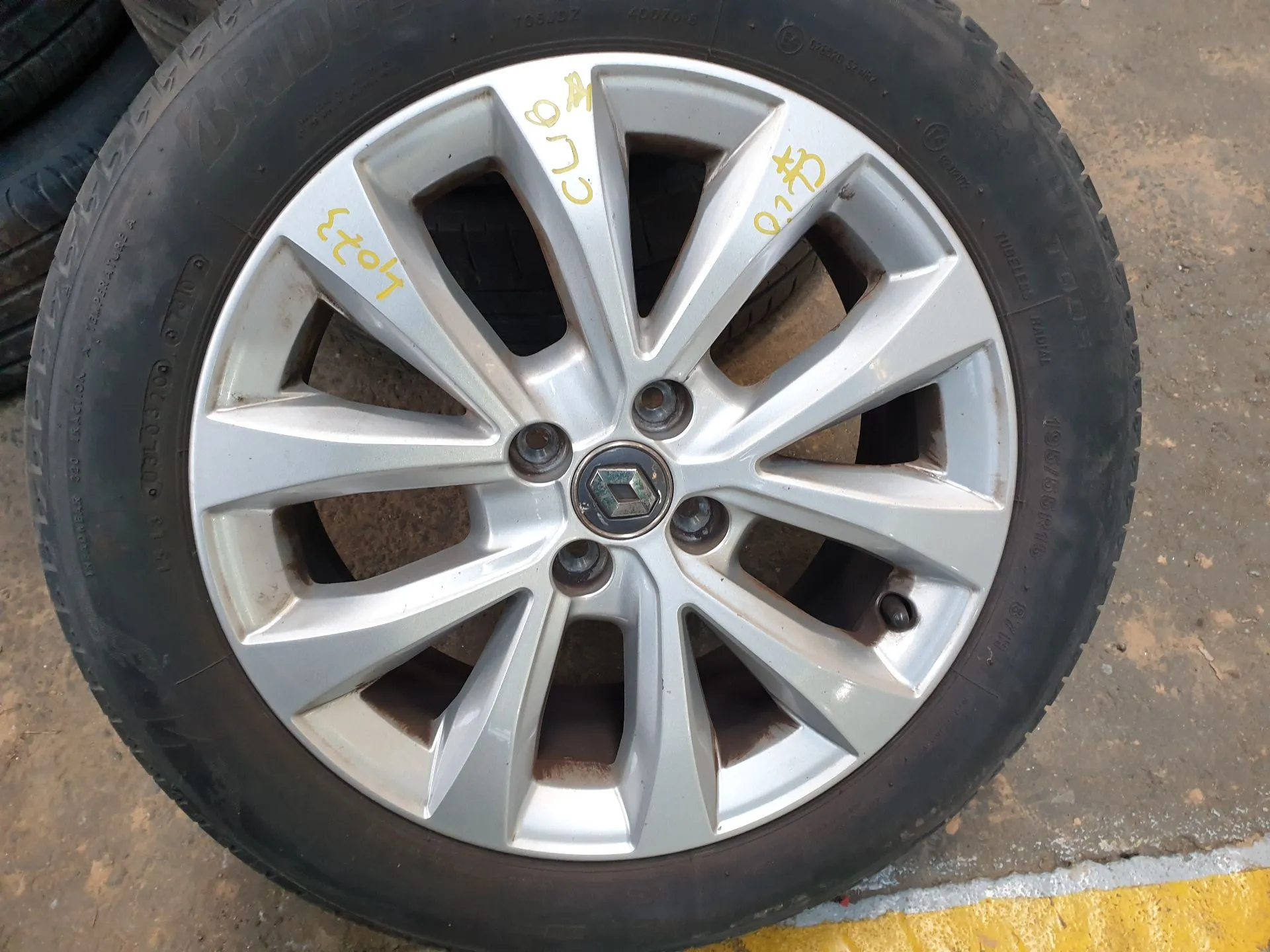 Conjunto Jantes Especiais RENAULT Clio V (BF_) Imagem-2